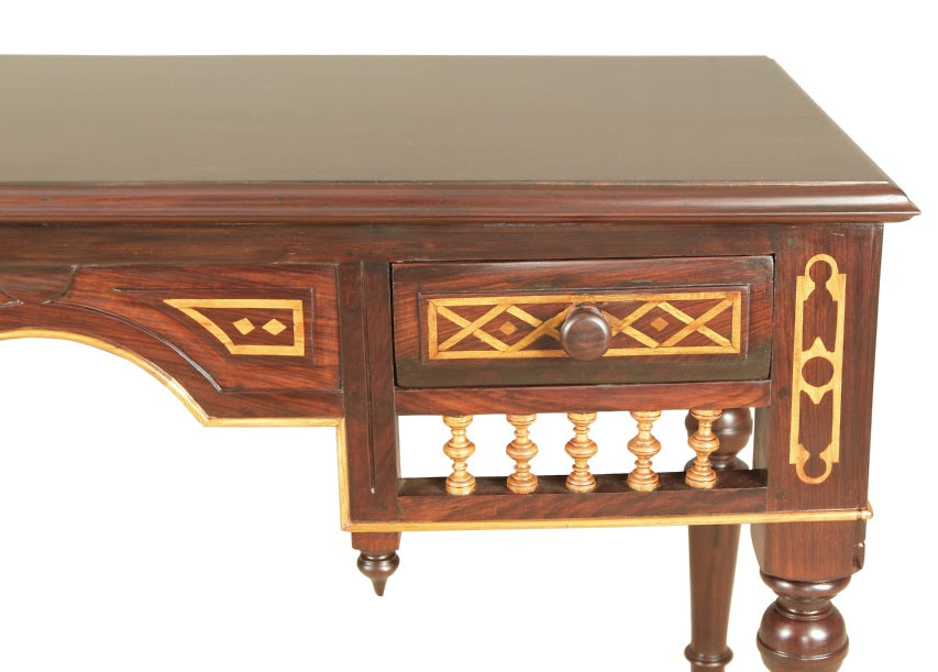 Lawrence Desk