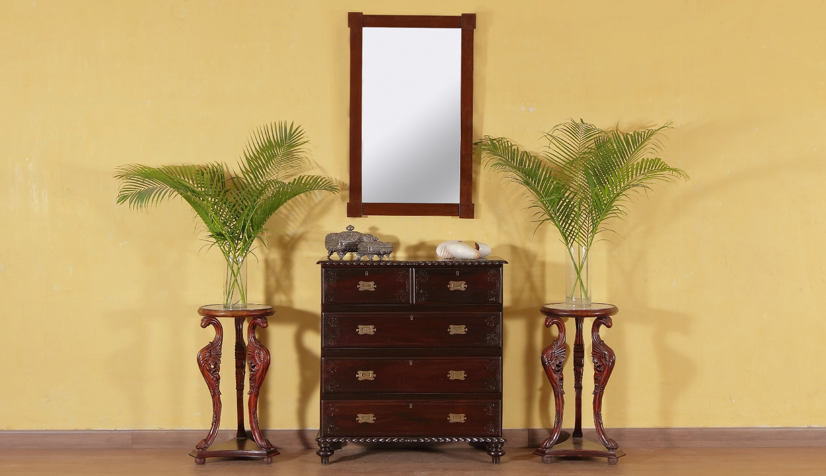 Cecil Mirror