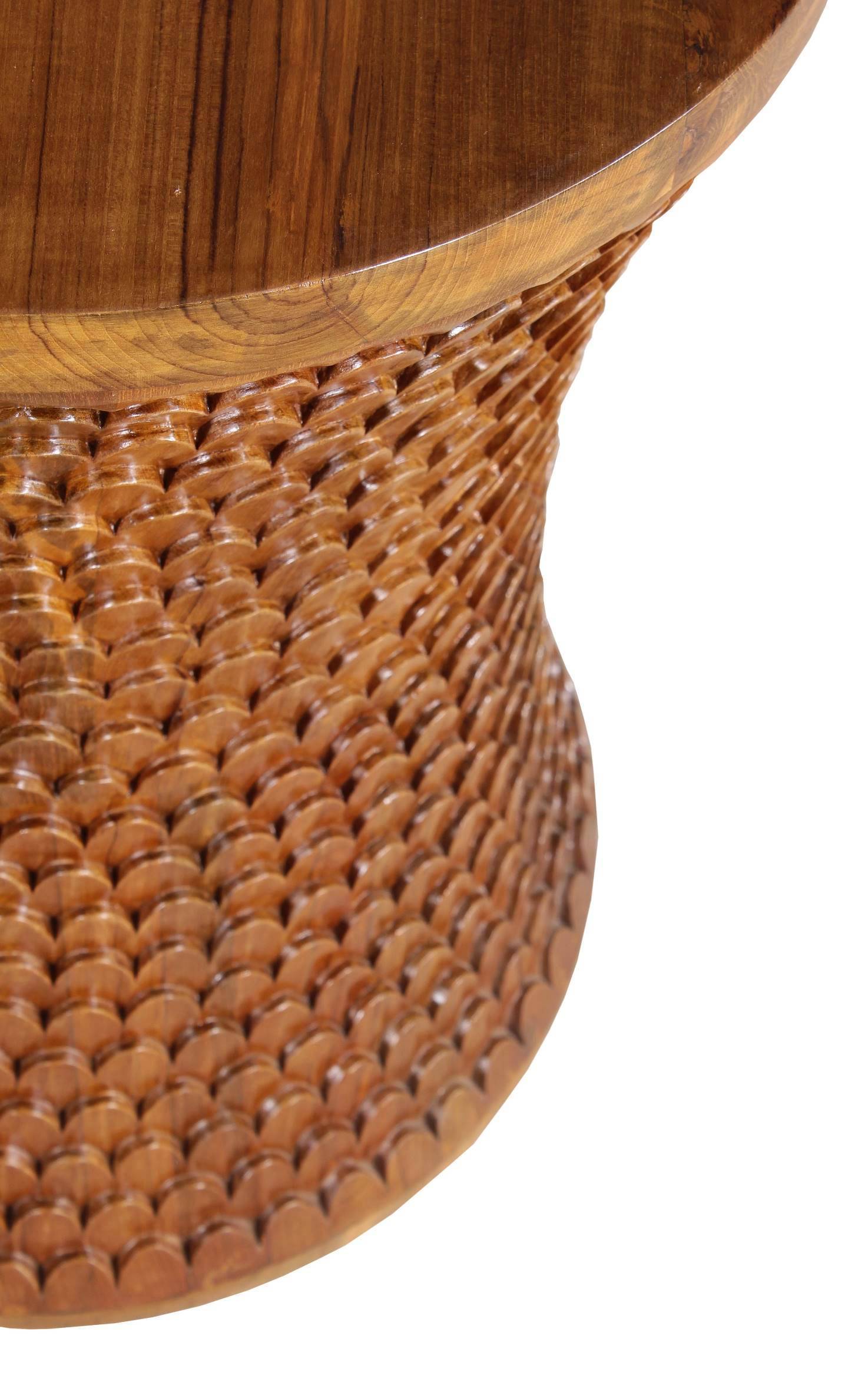 Harford Fish Scale Dining Table