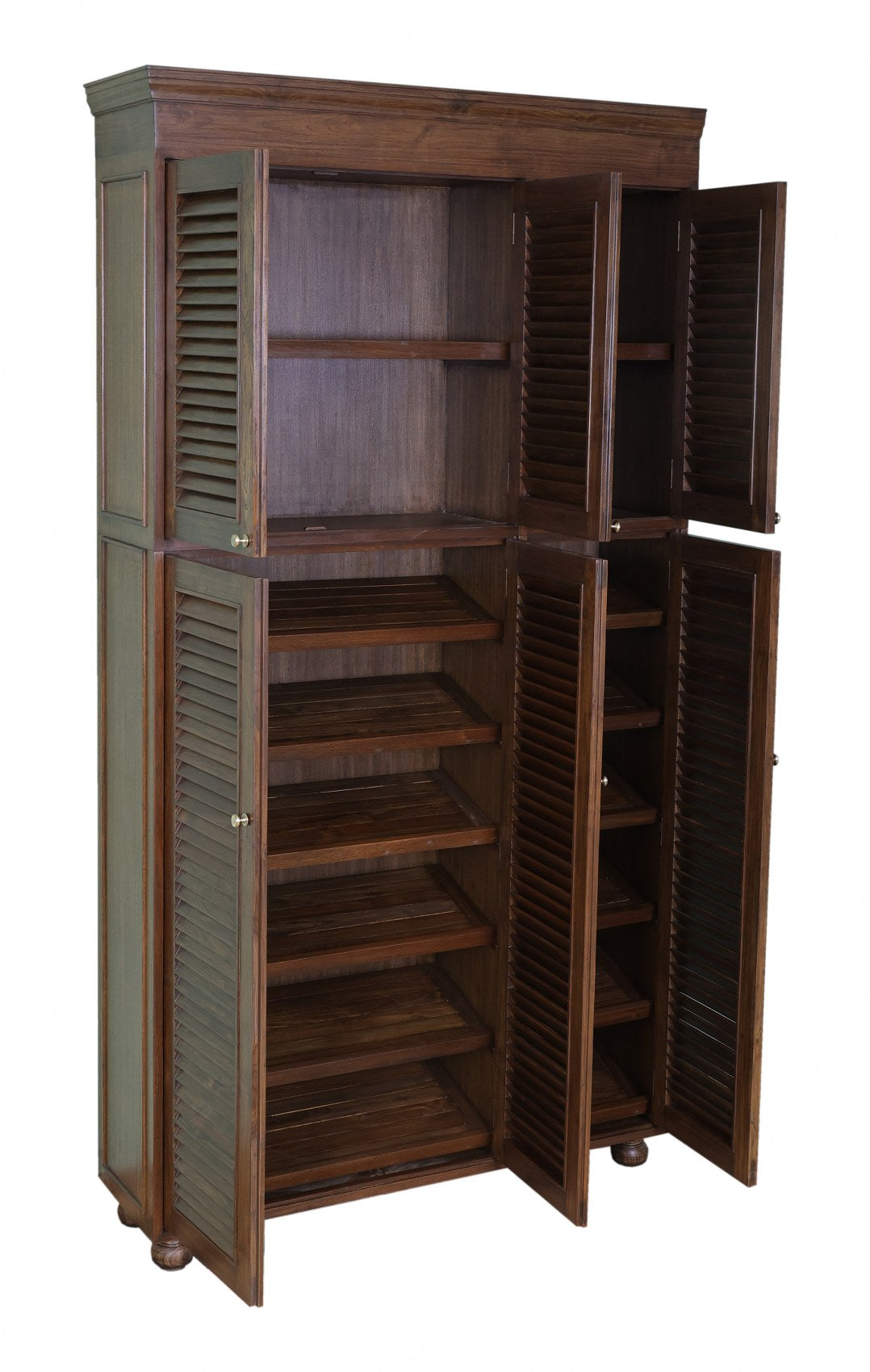 Bellomont Closet