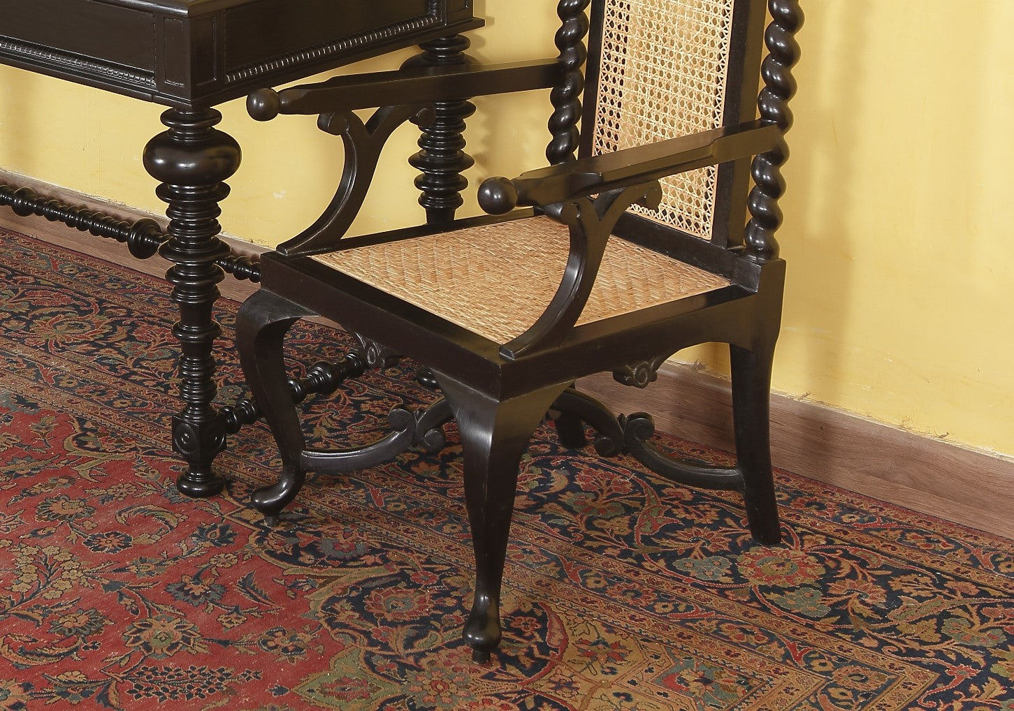 MacCarthy Throne Chair