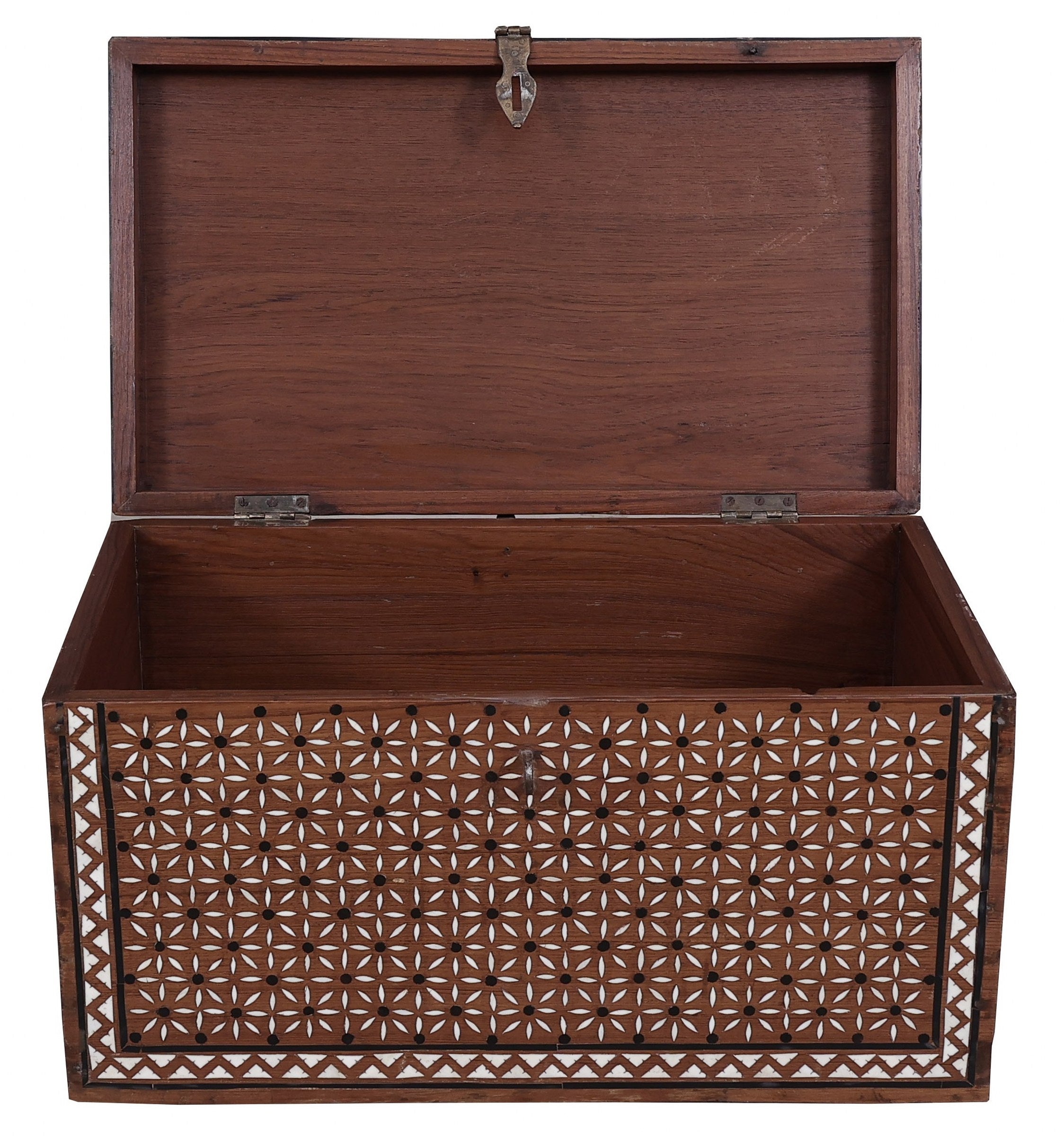 Garvock Chest