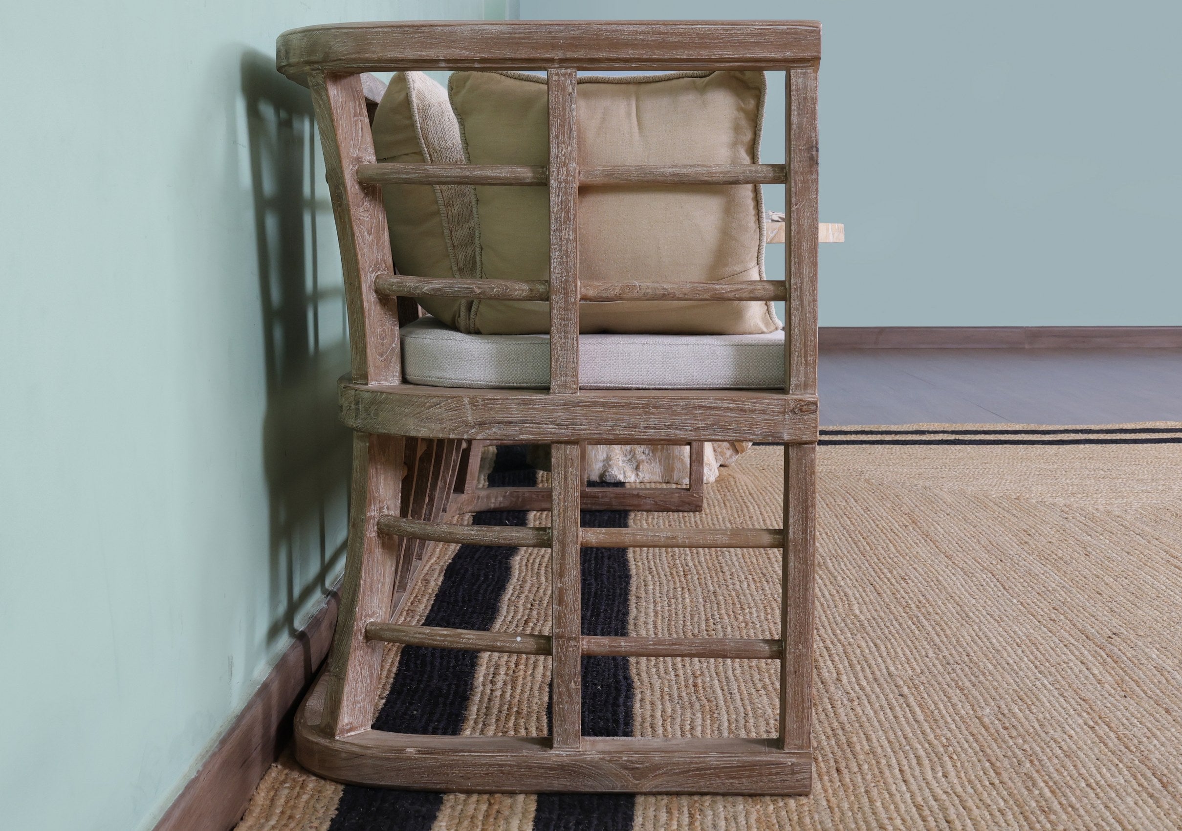 Nalder Bench