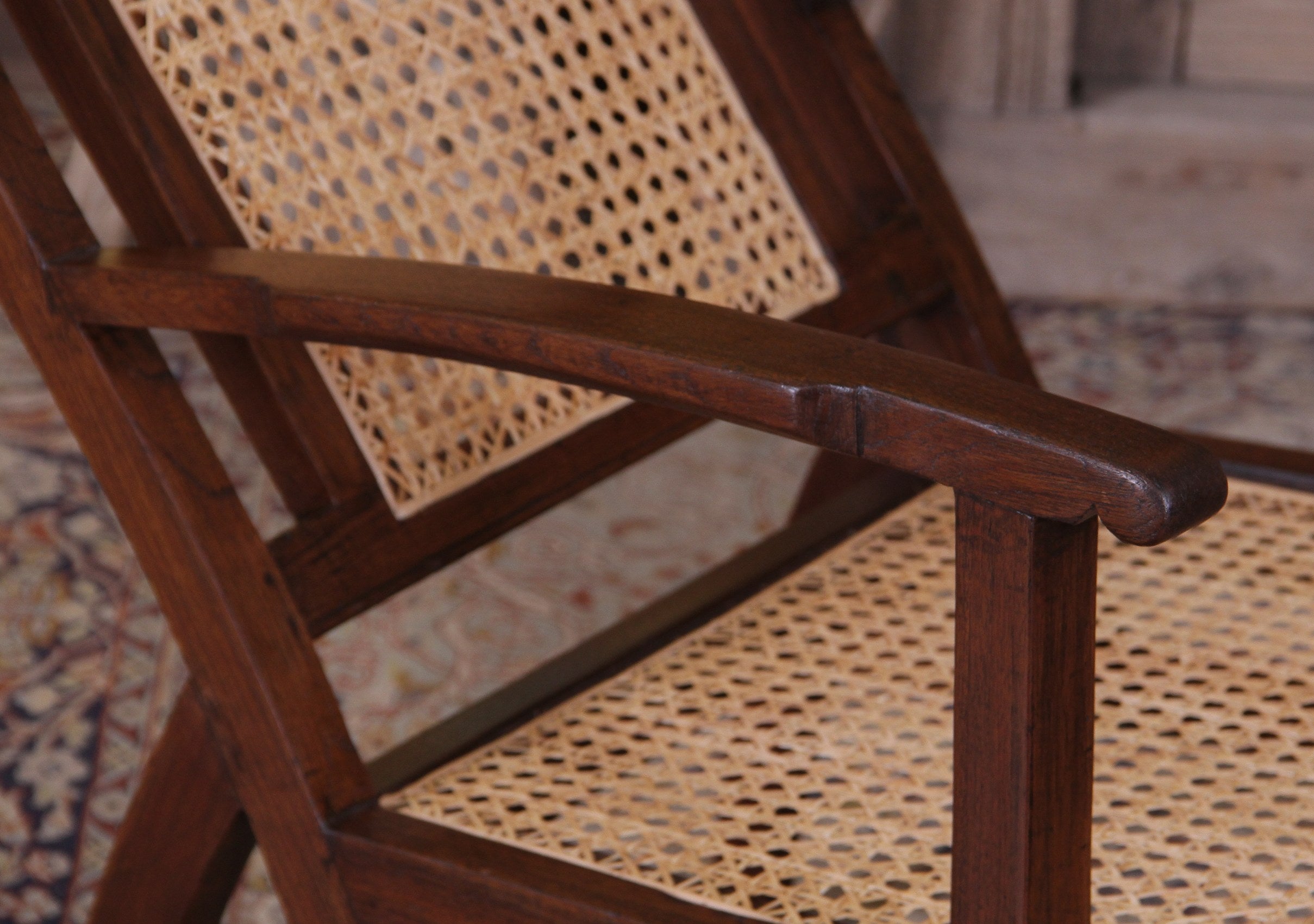 Oswald Easy Chair