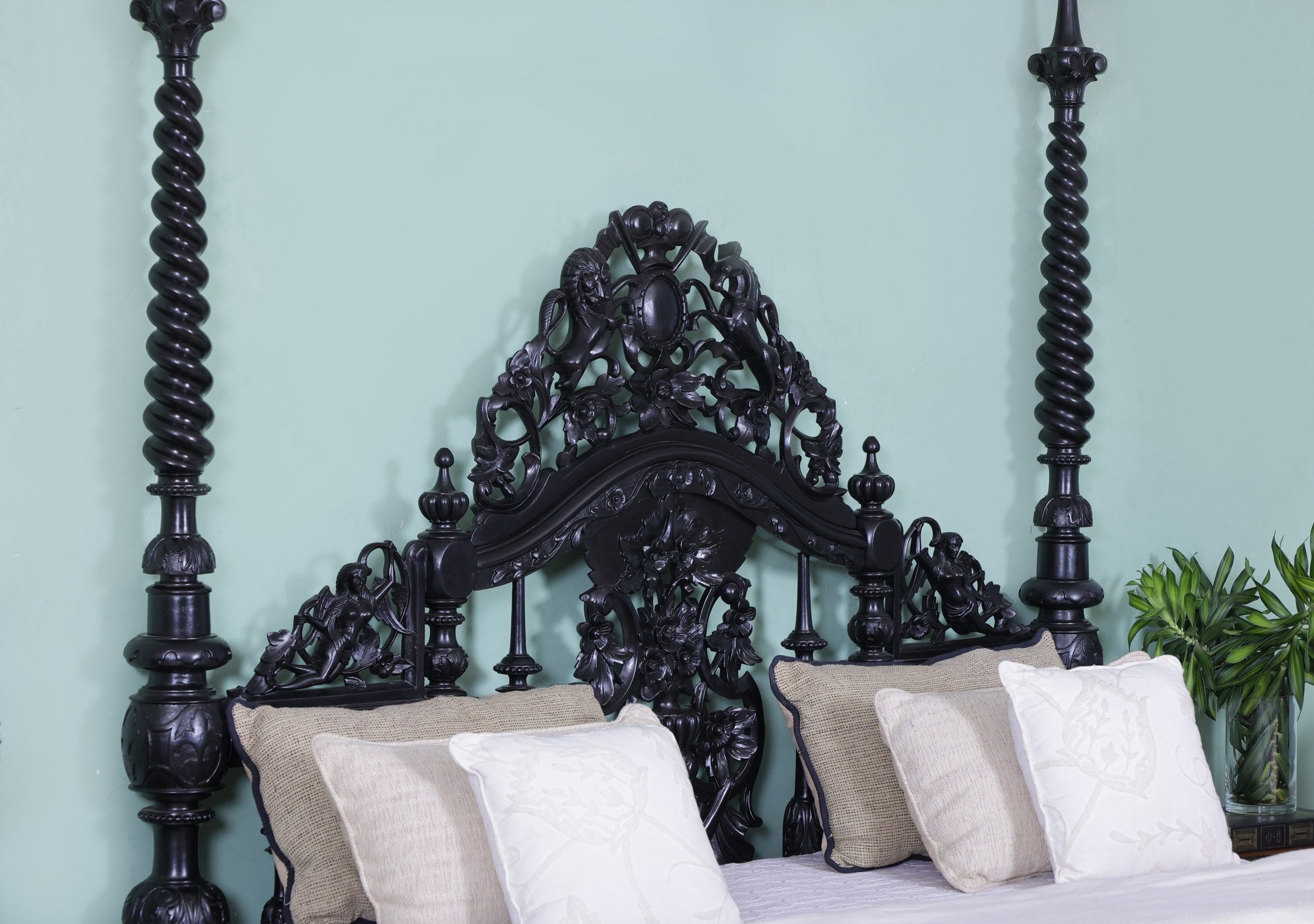 Bernard Poster Bed