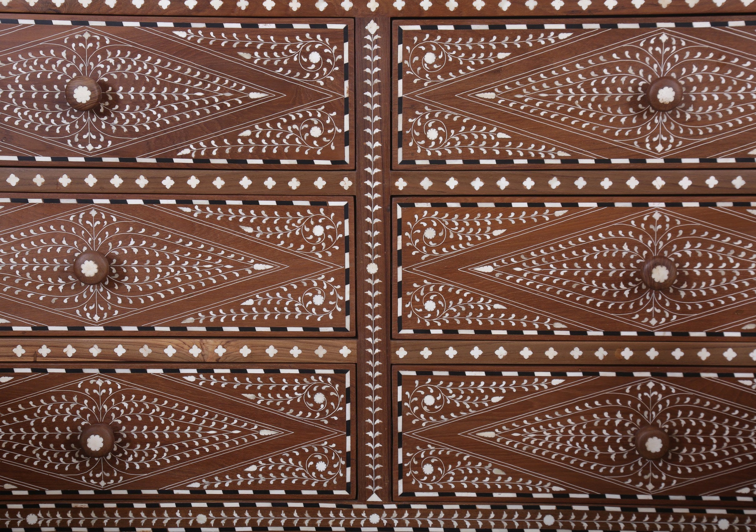 Hyland Inlaid Chests of Drawers