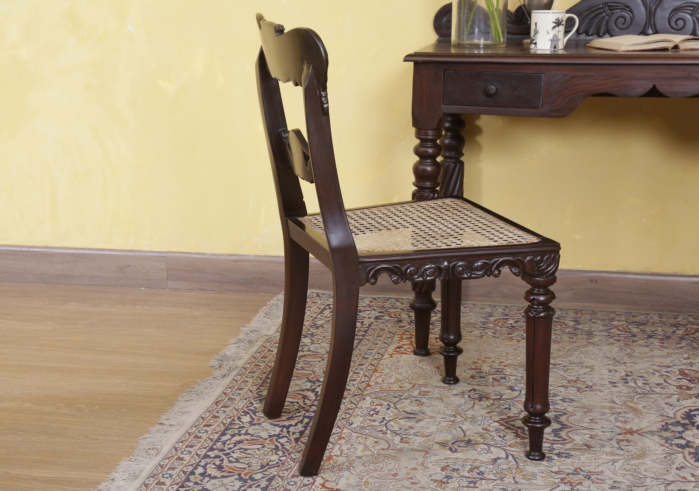 Alfonso Chair