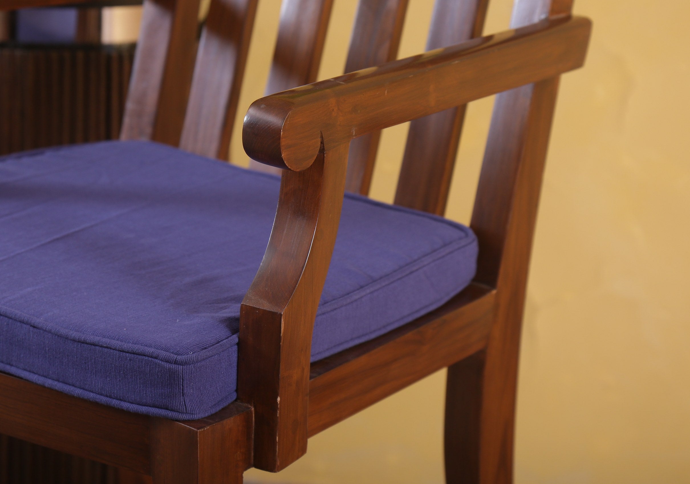 Kitts Bar Chair