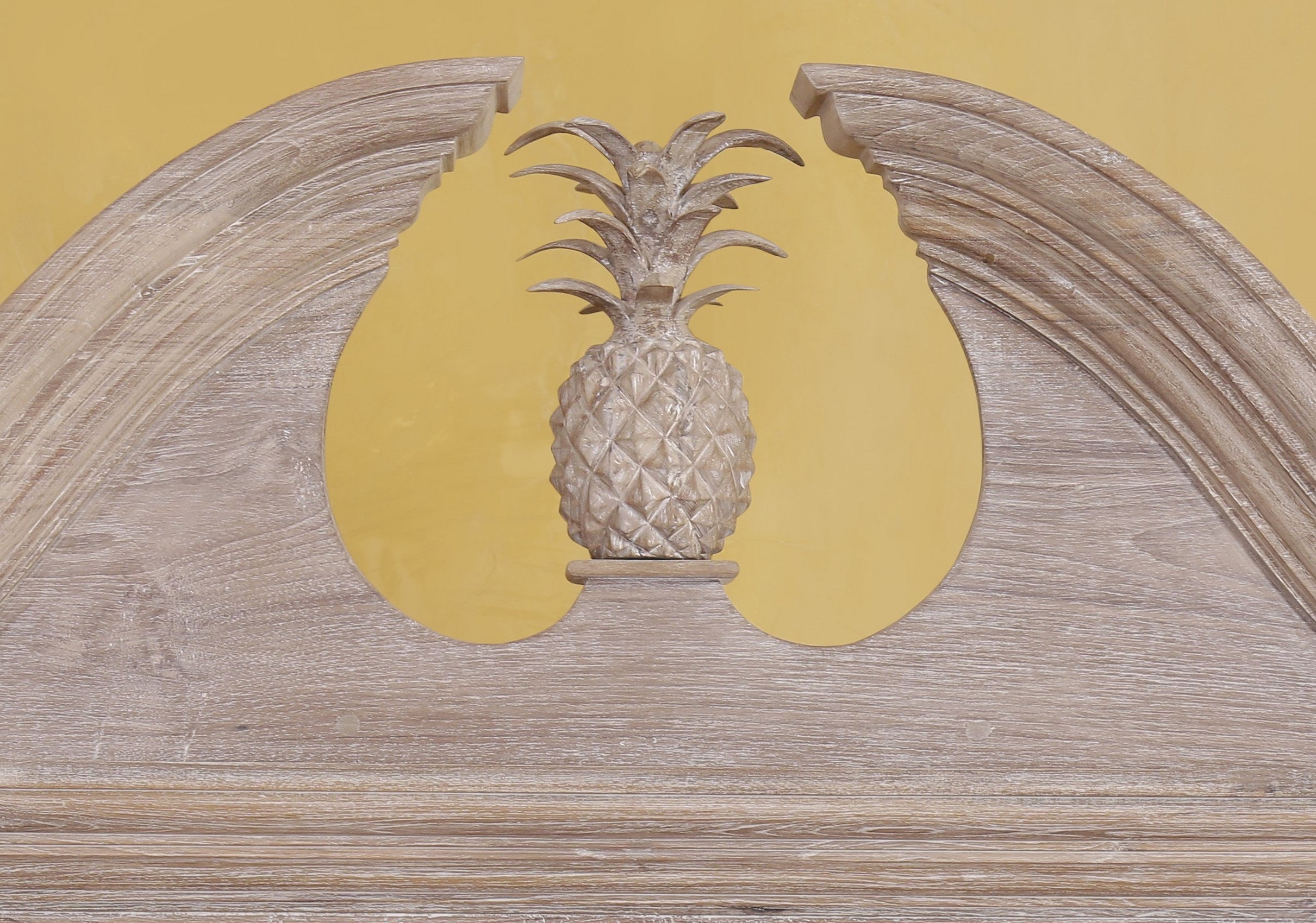 CocoCay Cabinet