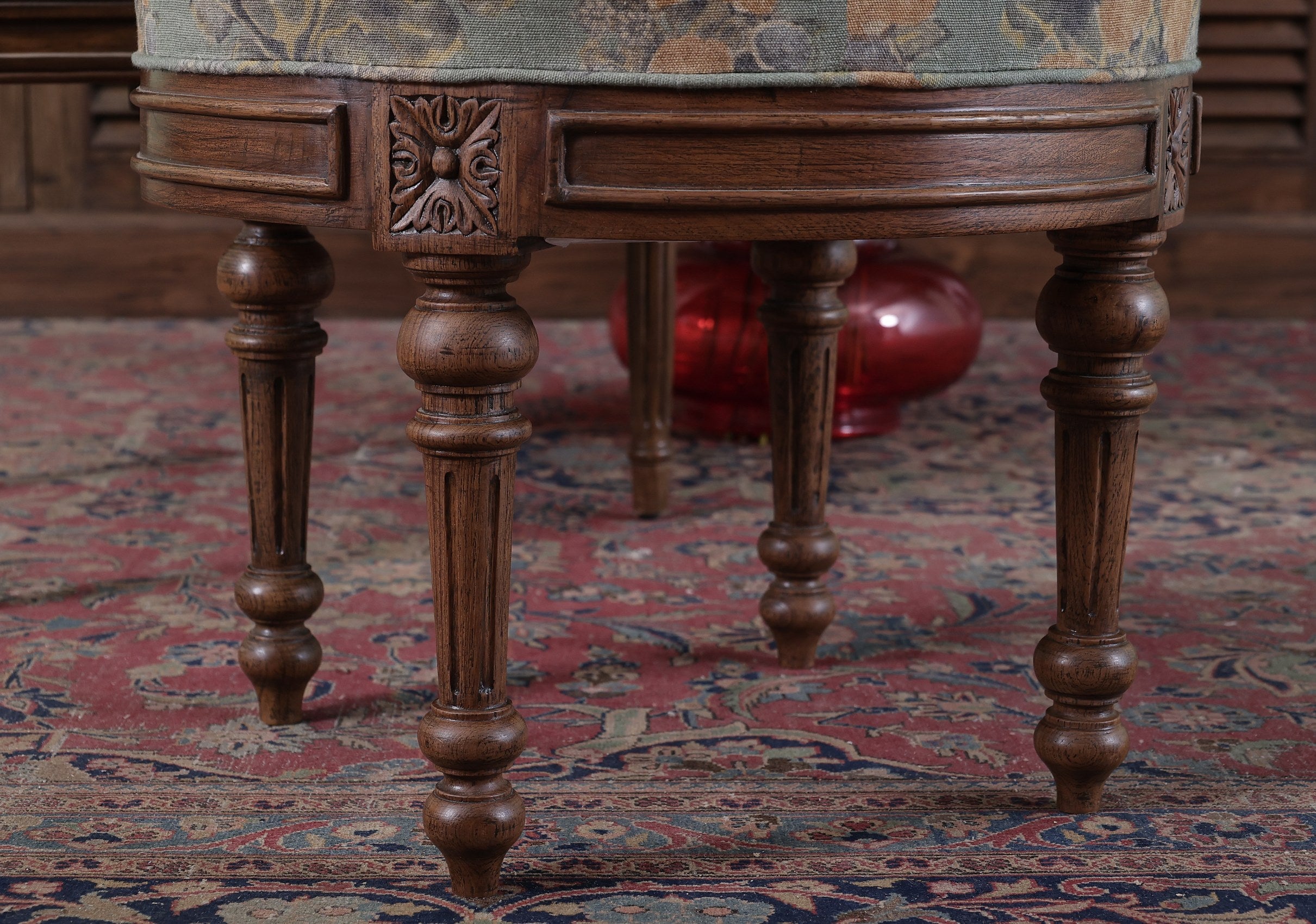 Sibourg Stool