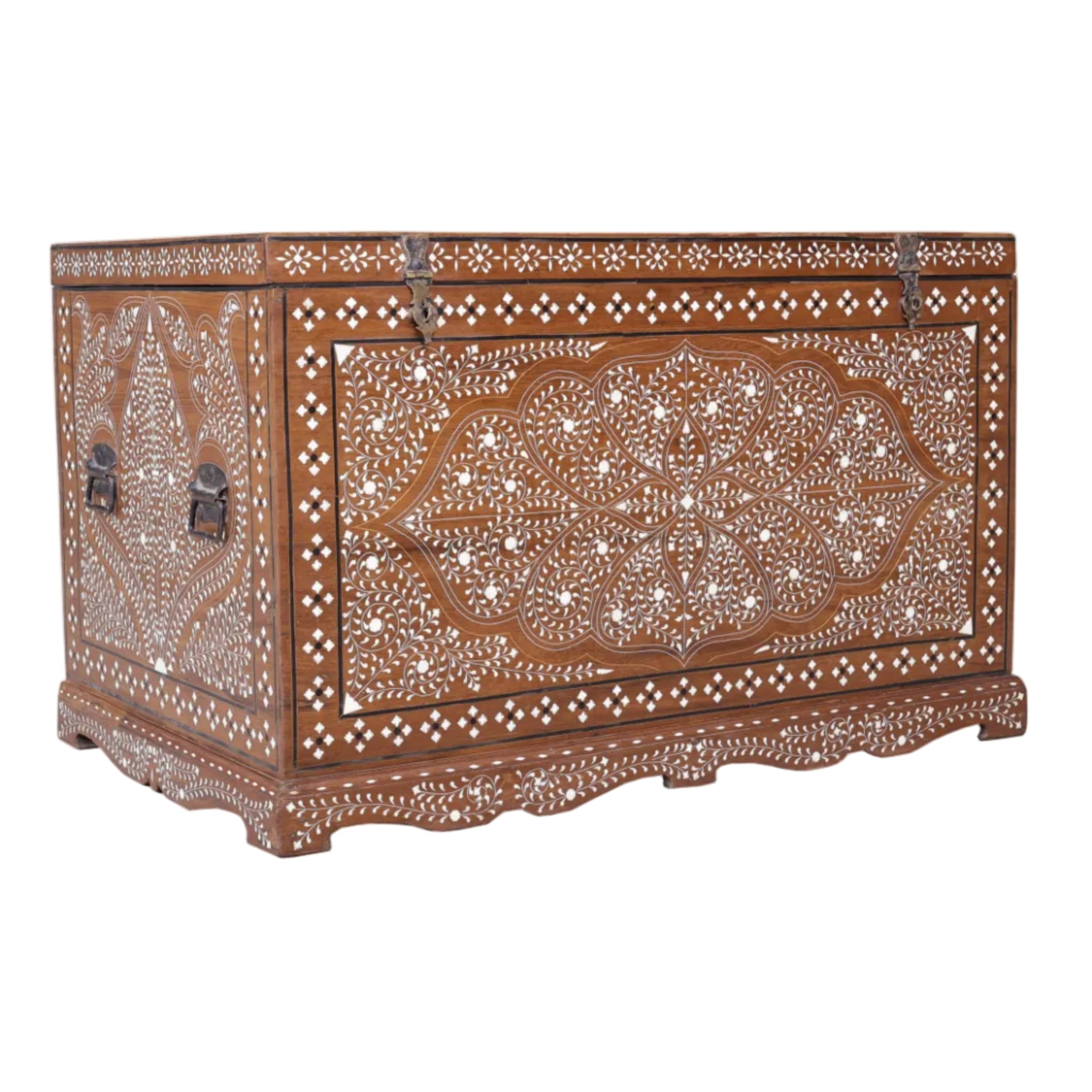 Tredgold Chest