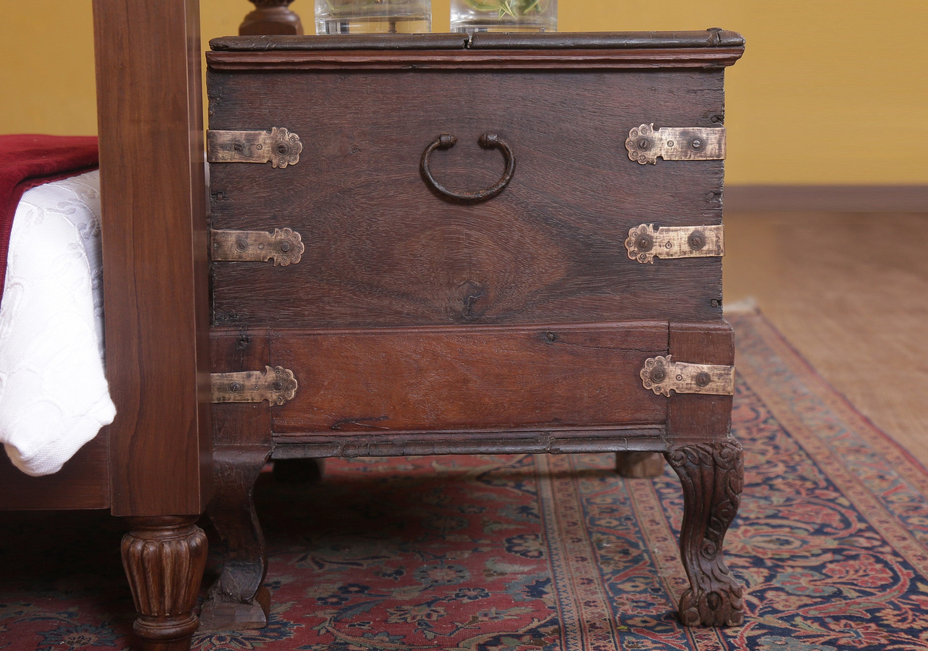 Rainham Antique Chest