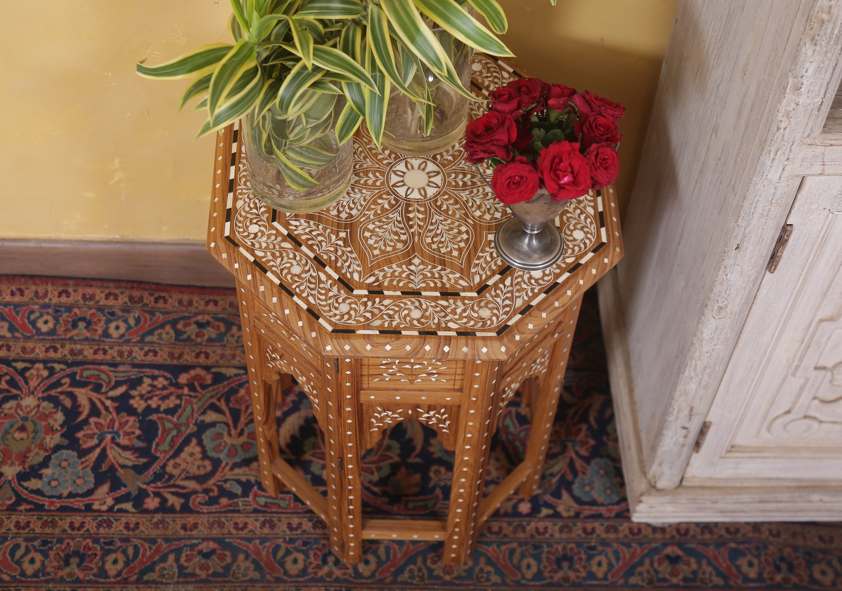 Simo Table