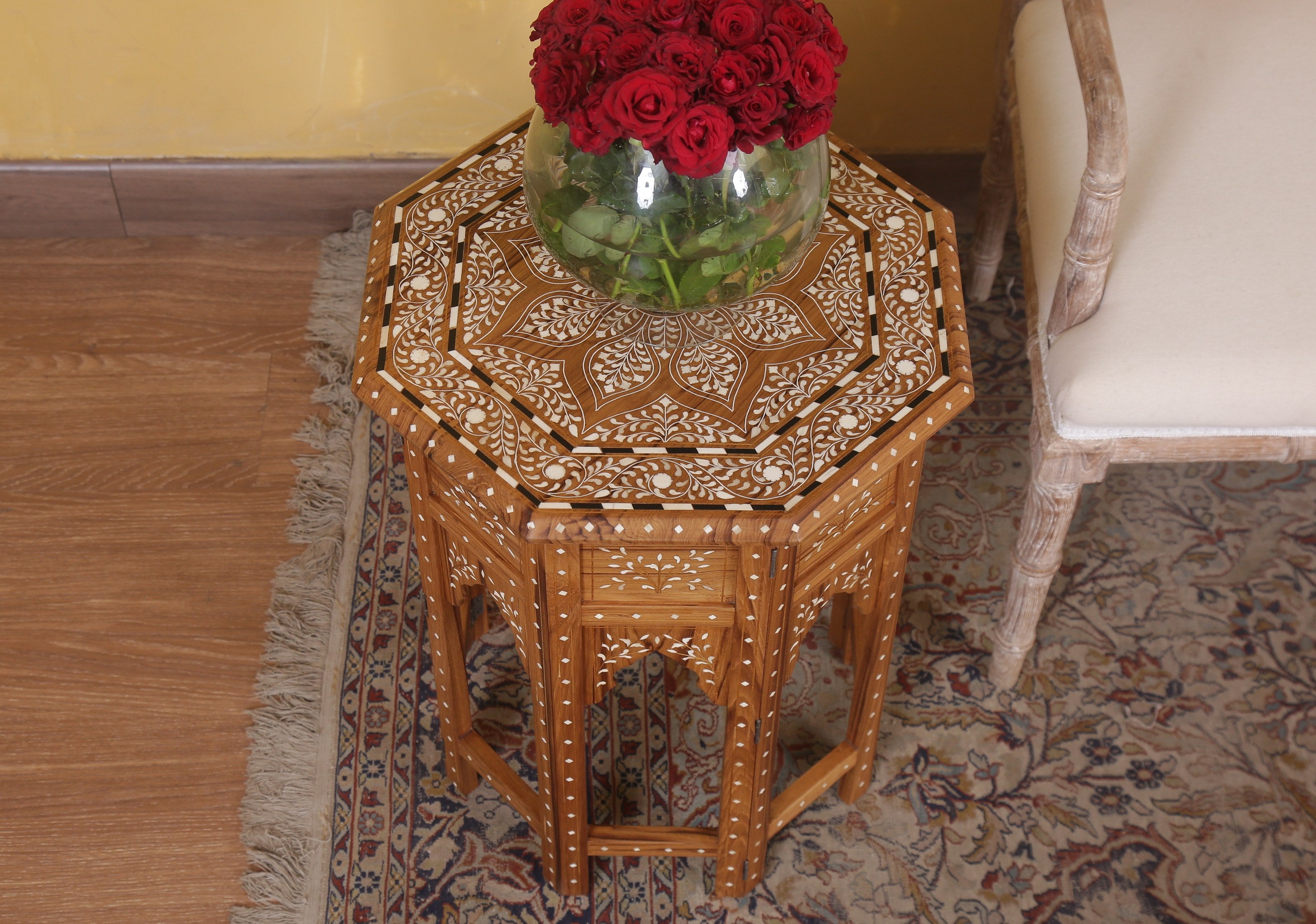 Simo Table