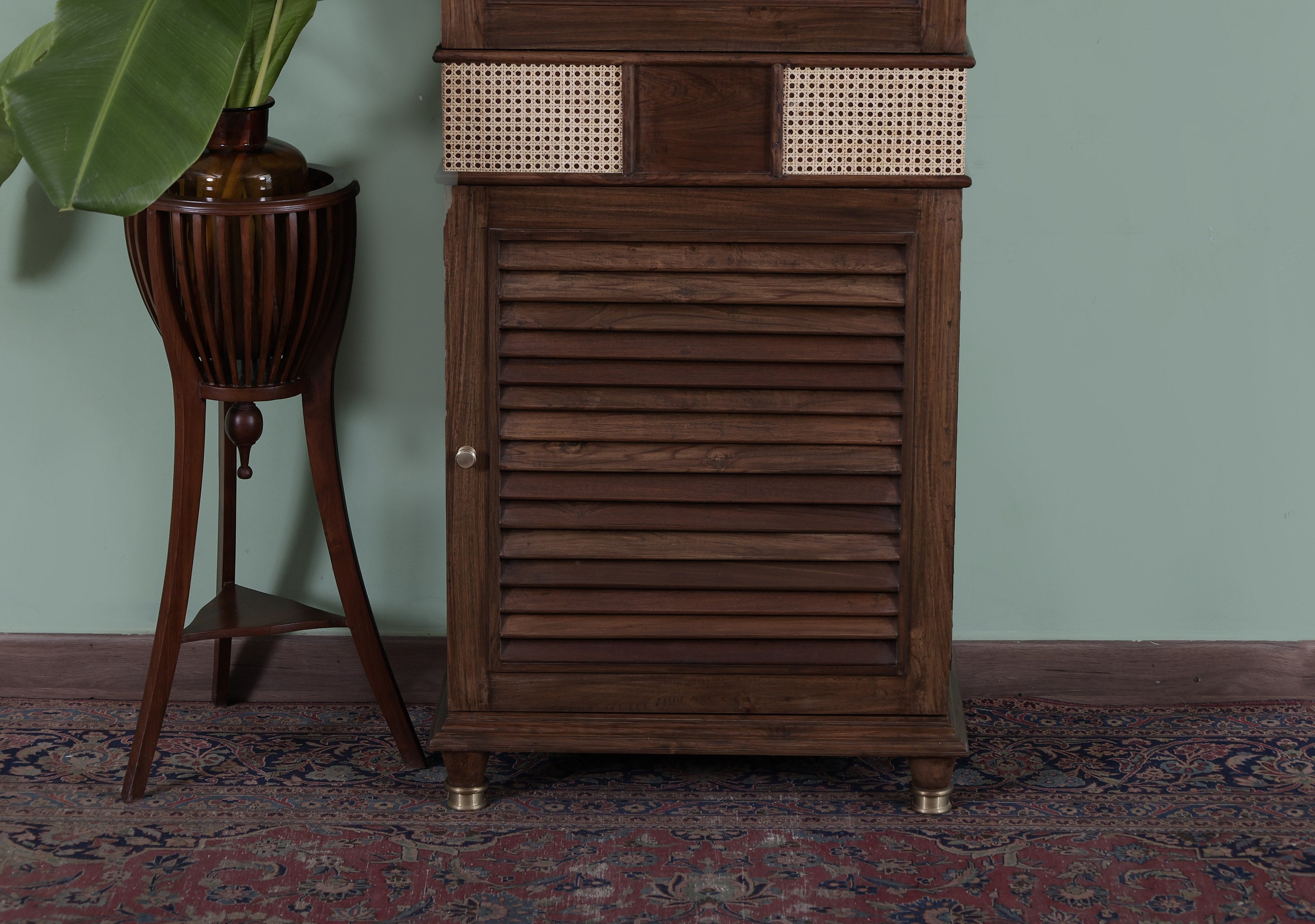 Faro Bookcase