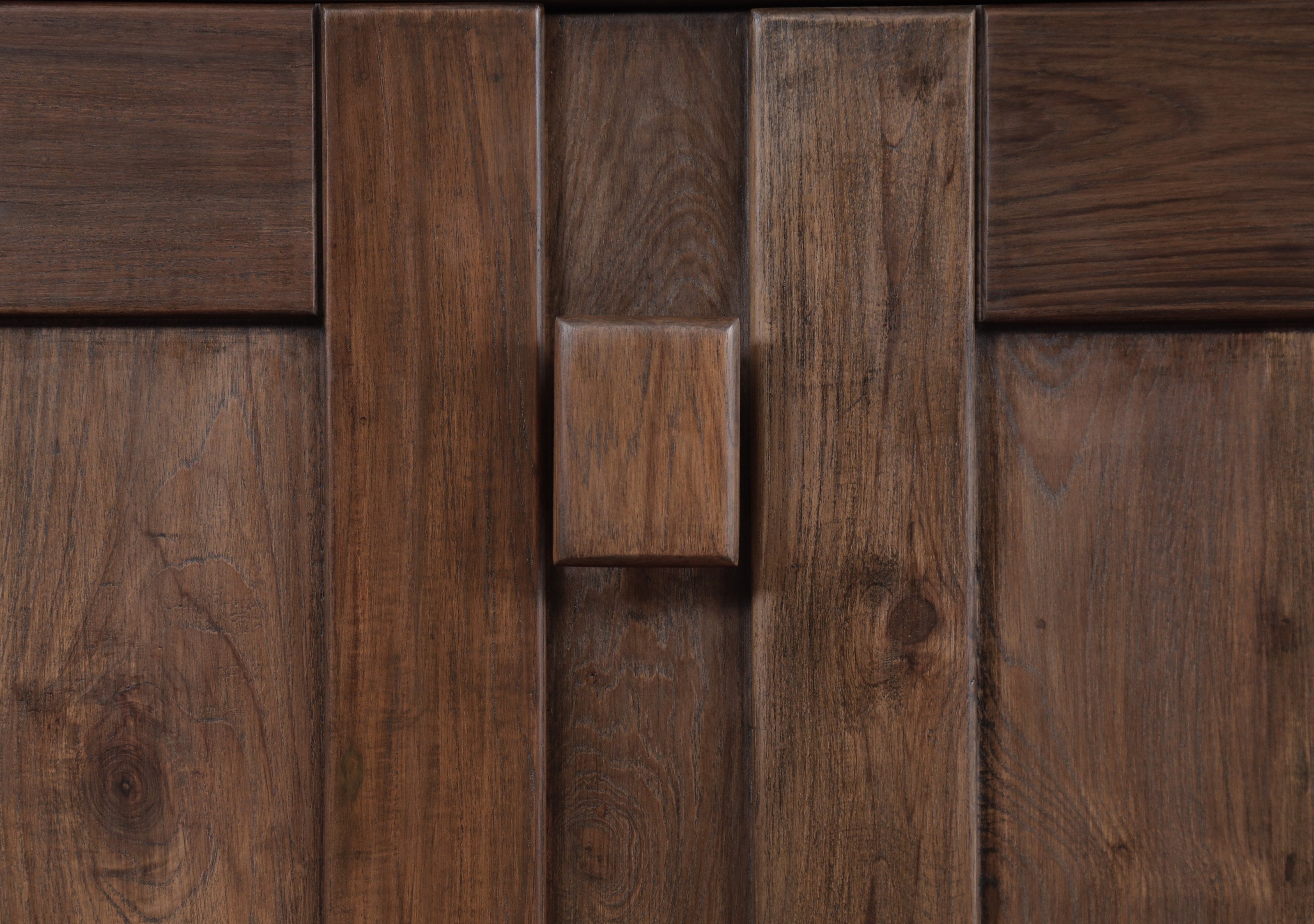 Tronet Sideboard