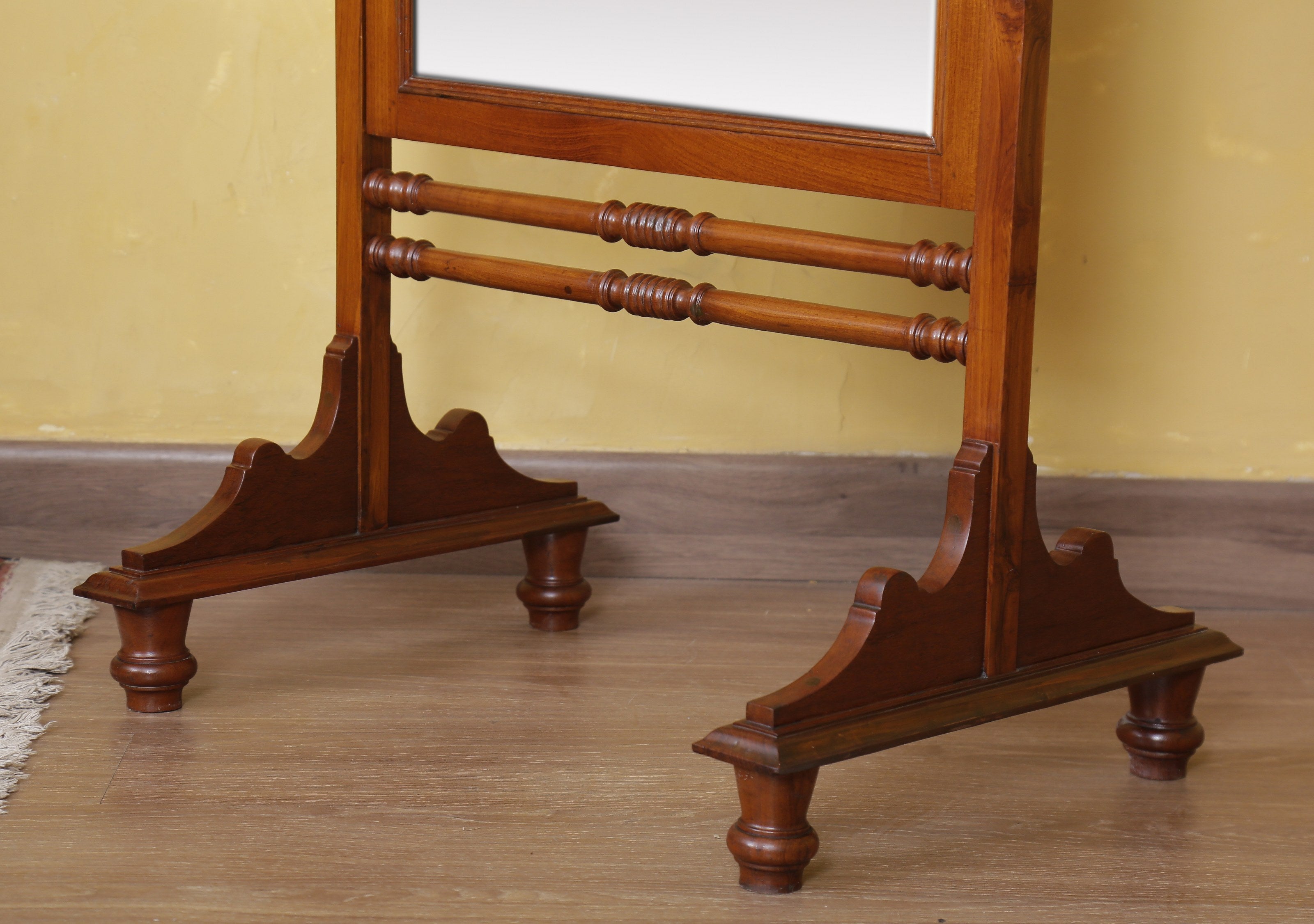 Seton Free-Standing Mirror