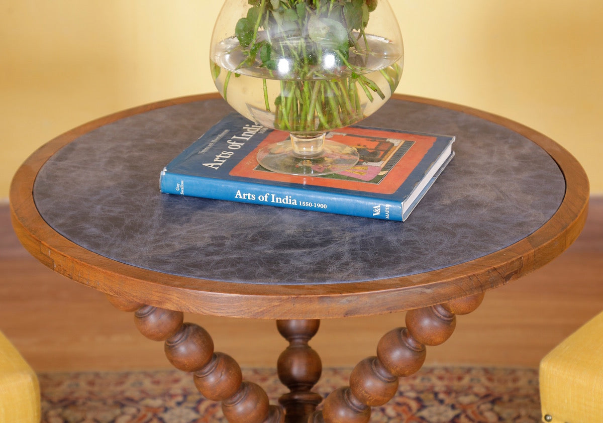 Luis Table
