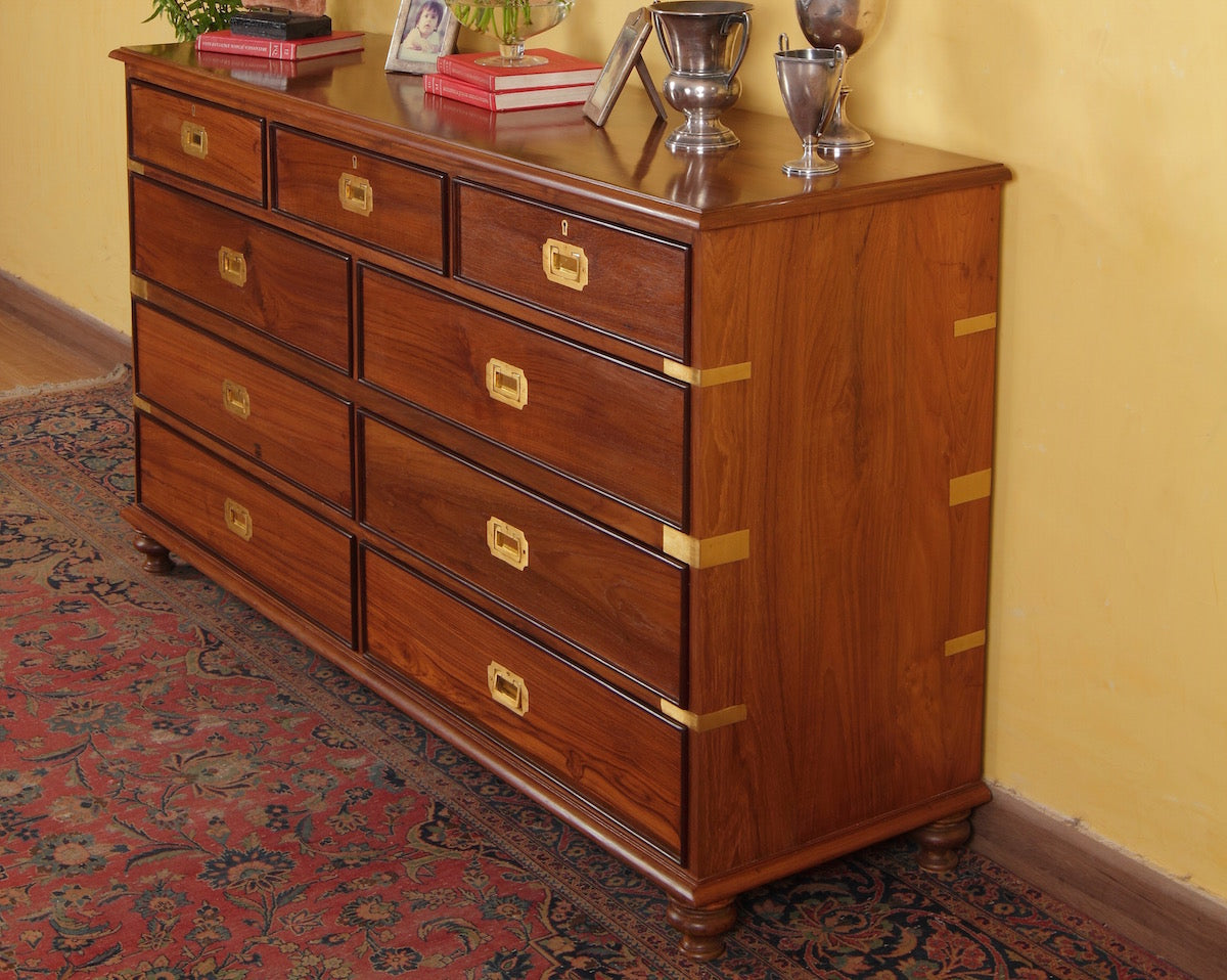 Knaggs Chest of Drawers