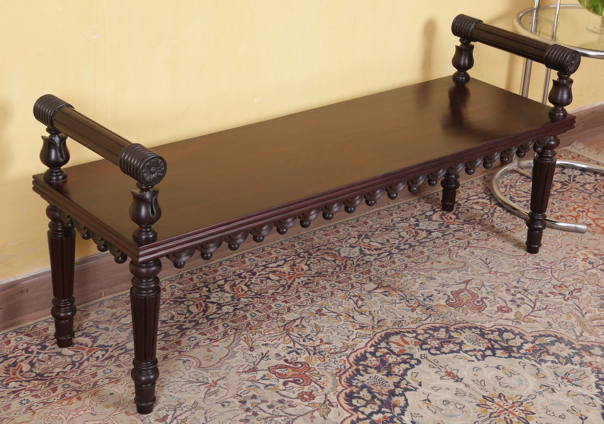 Tapia Bench