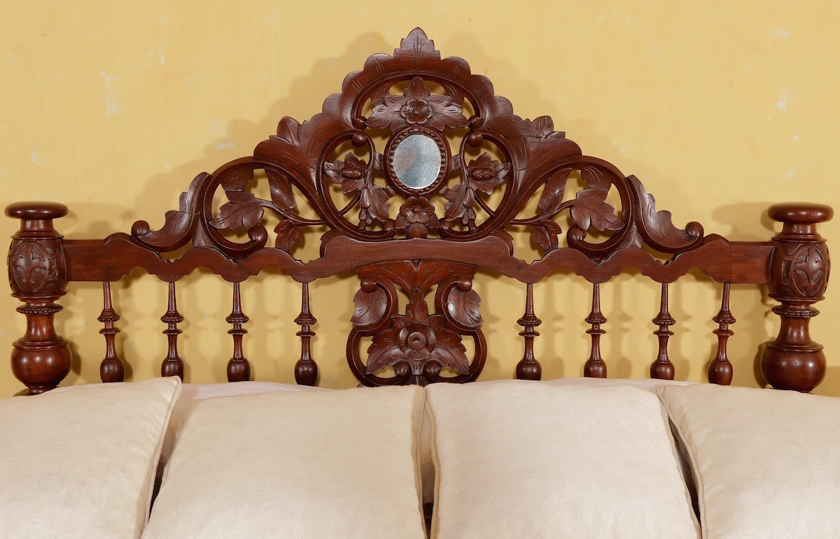 Seagram East India Company Bed