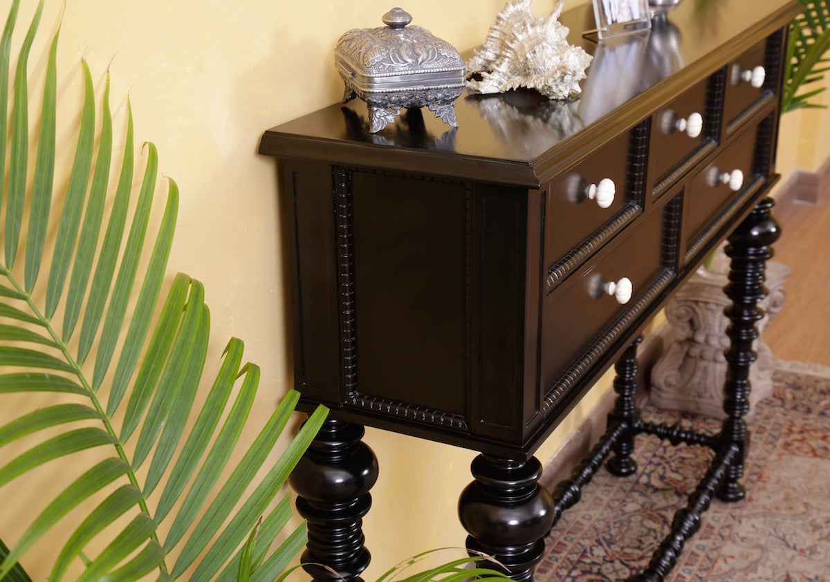 Matienzo Hallway Table