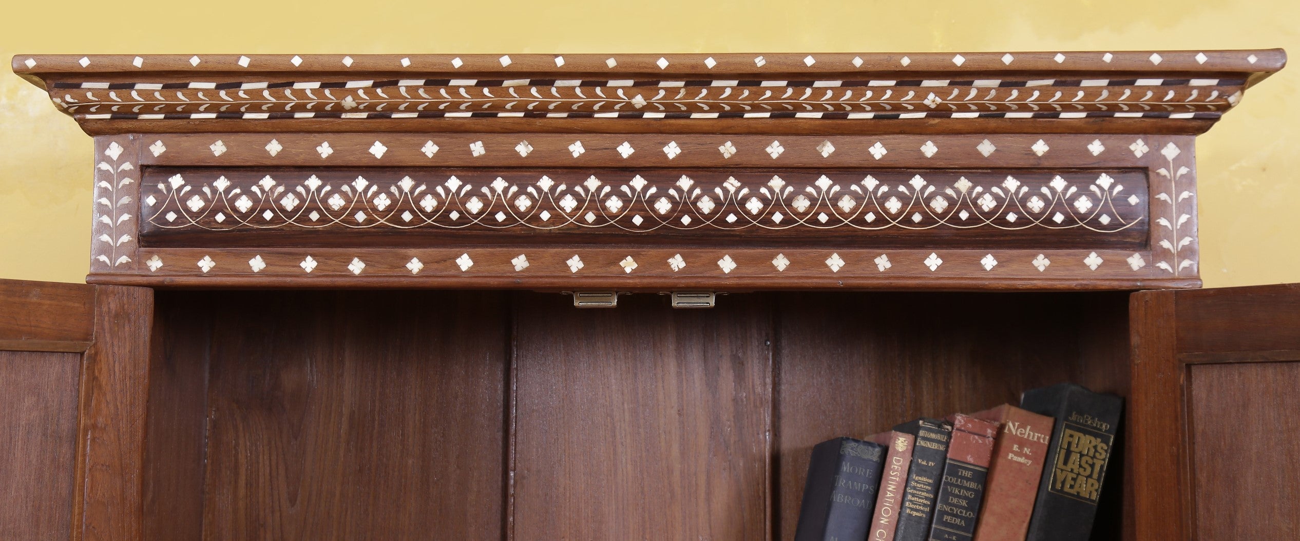 Dotin Inlaid Cabinet