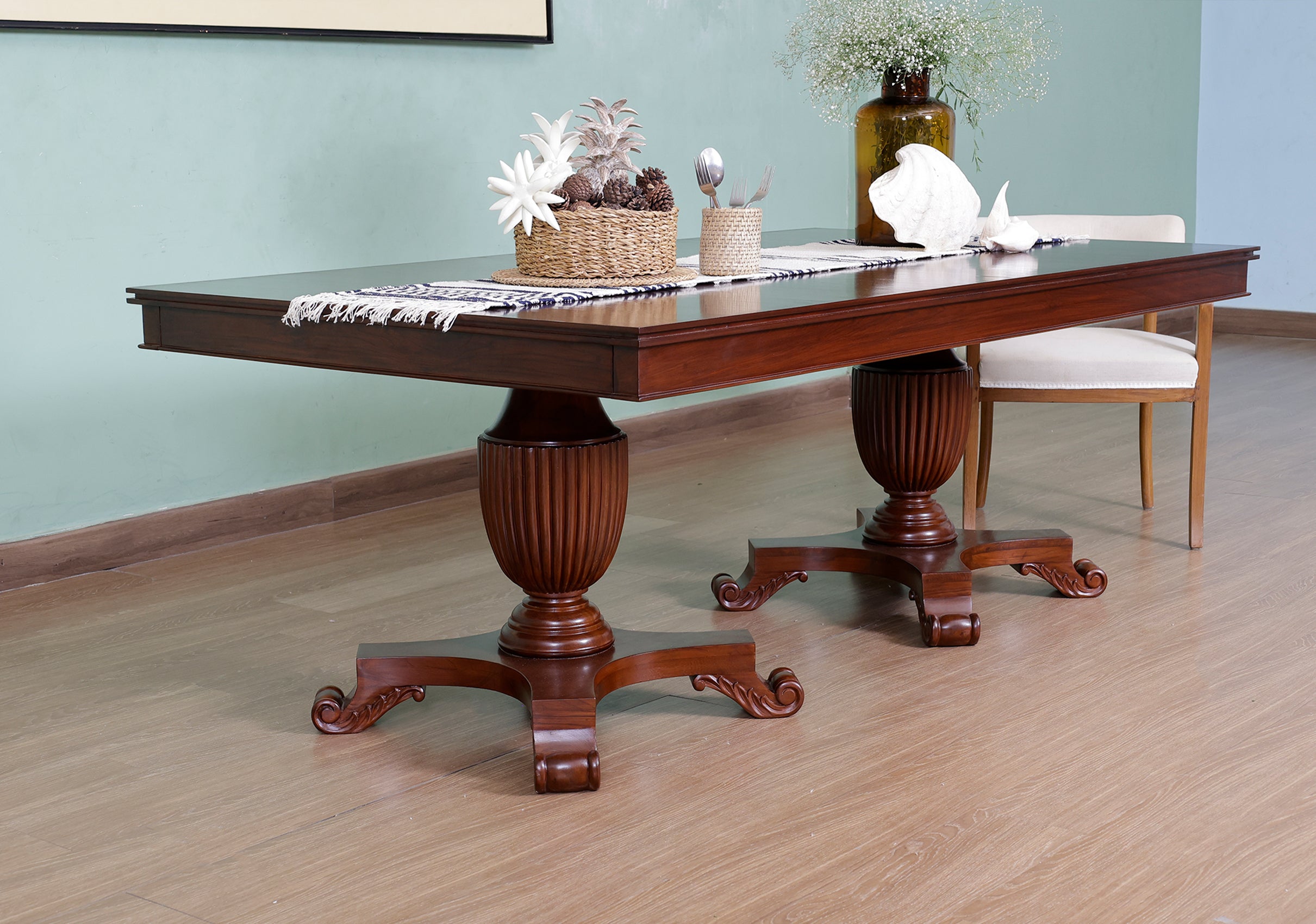Sussex Dining Table