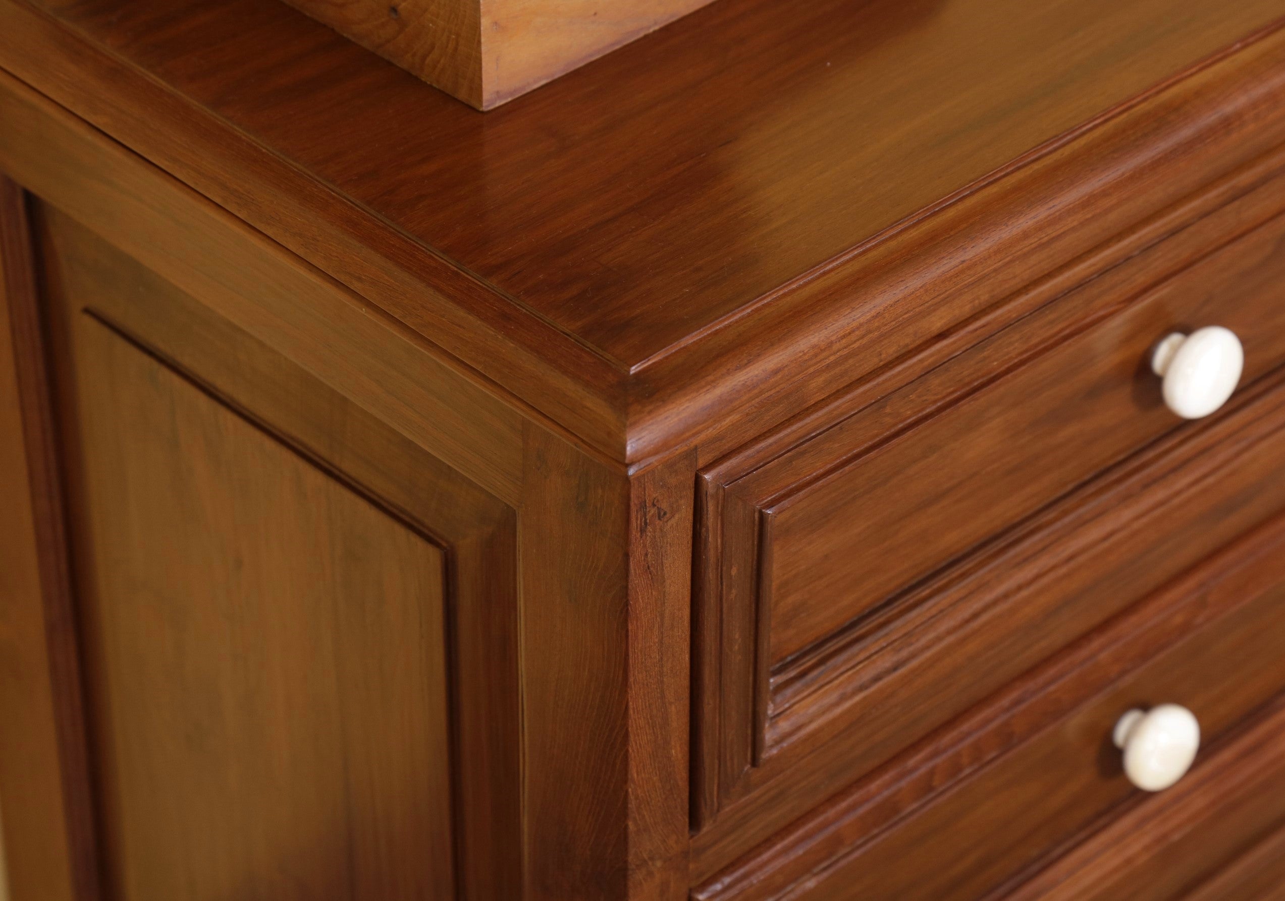 Majoribanks Dresser