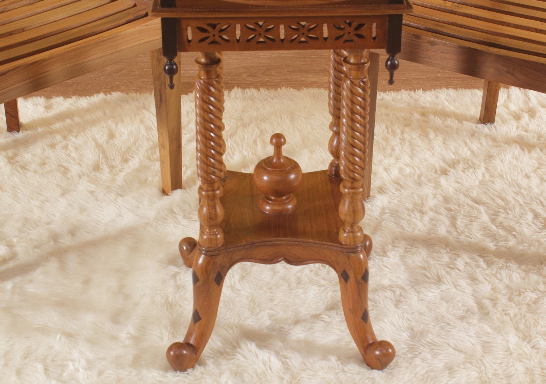 Hare Chess Table