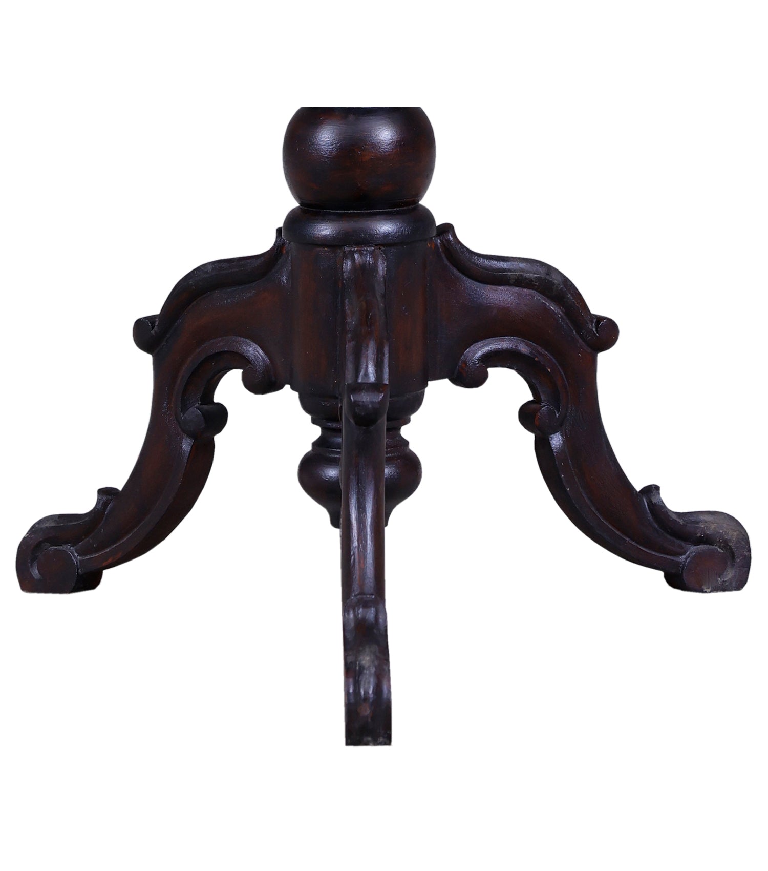 Gonville Table