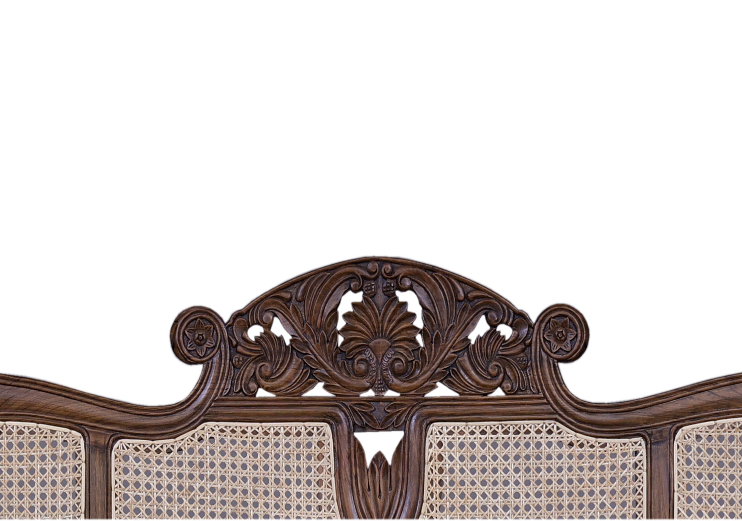Eze Divan