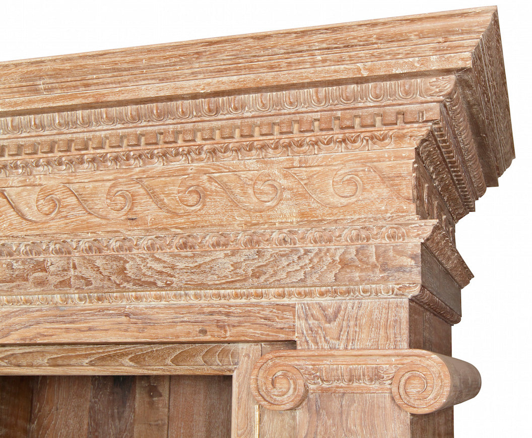 Hennessy Neptune Cabinet