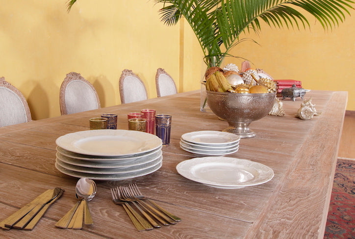 Ogio Dining Table