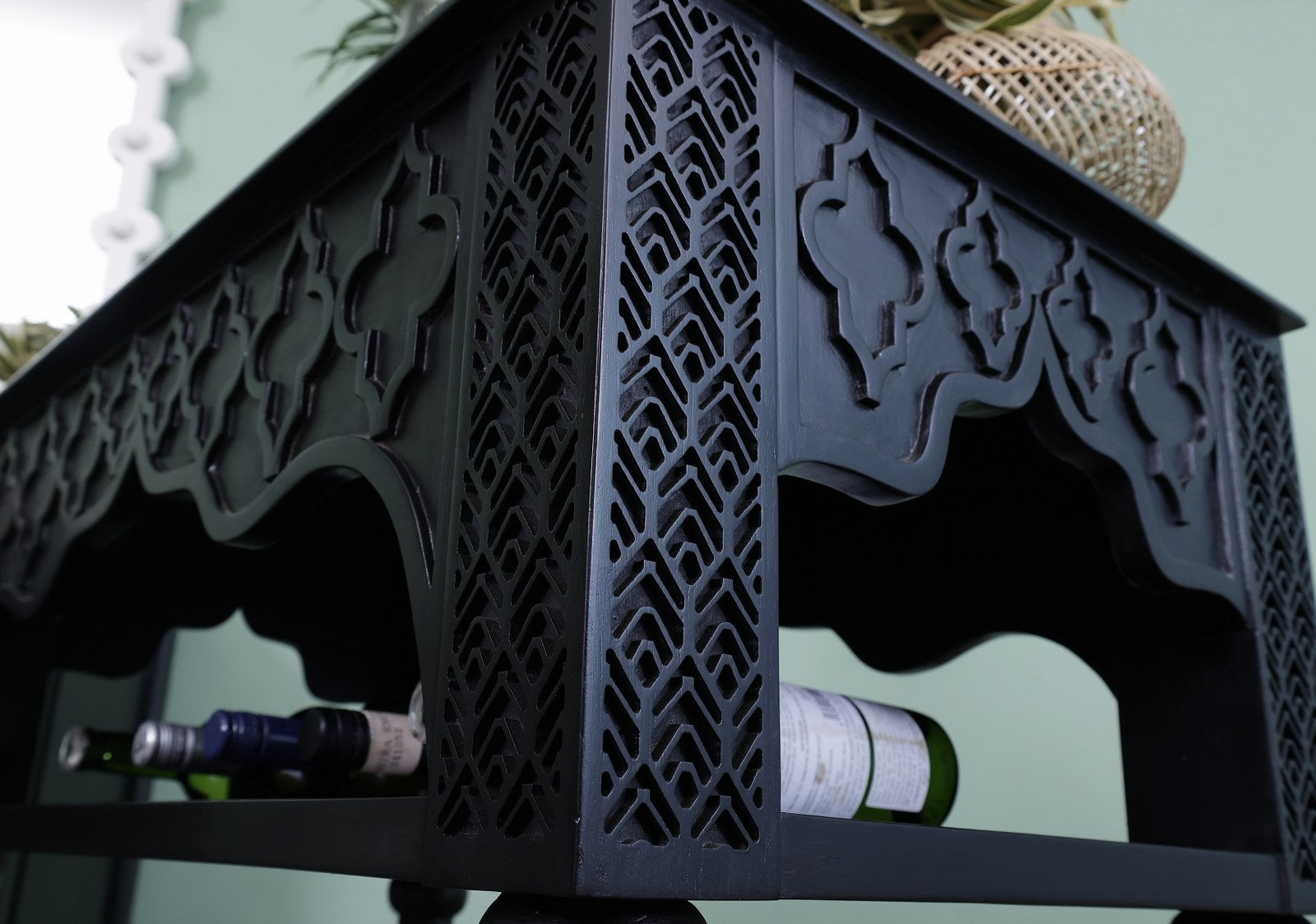 Varick Table