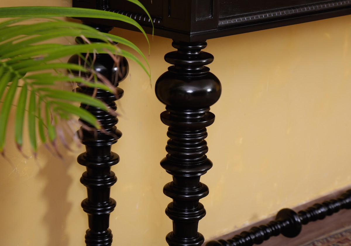 Matienzo Hallway Table