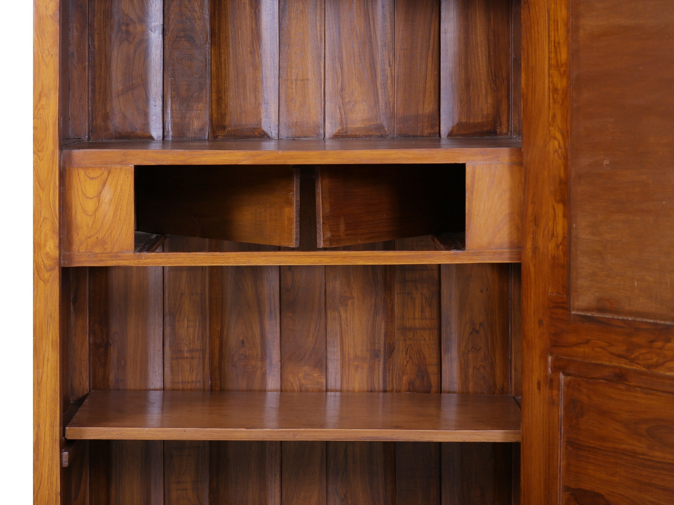 Maitland Antique Closet