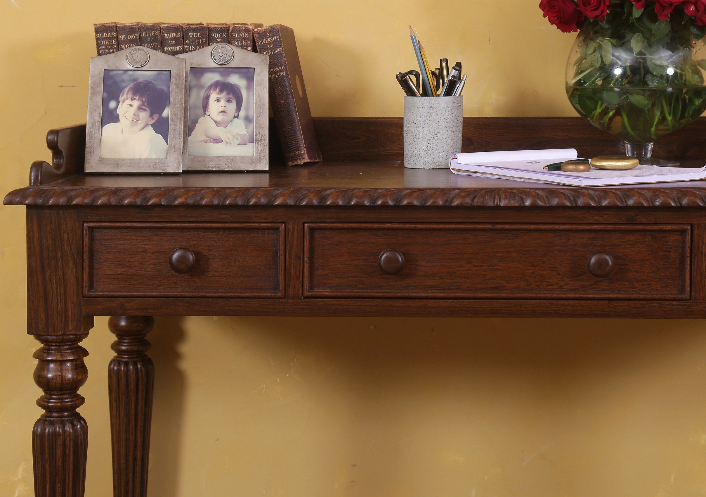 Hutton Desk