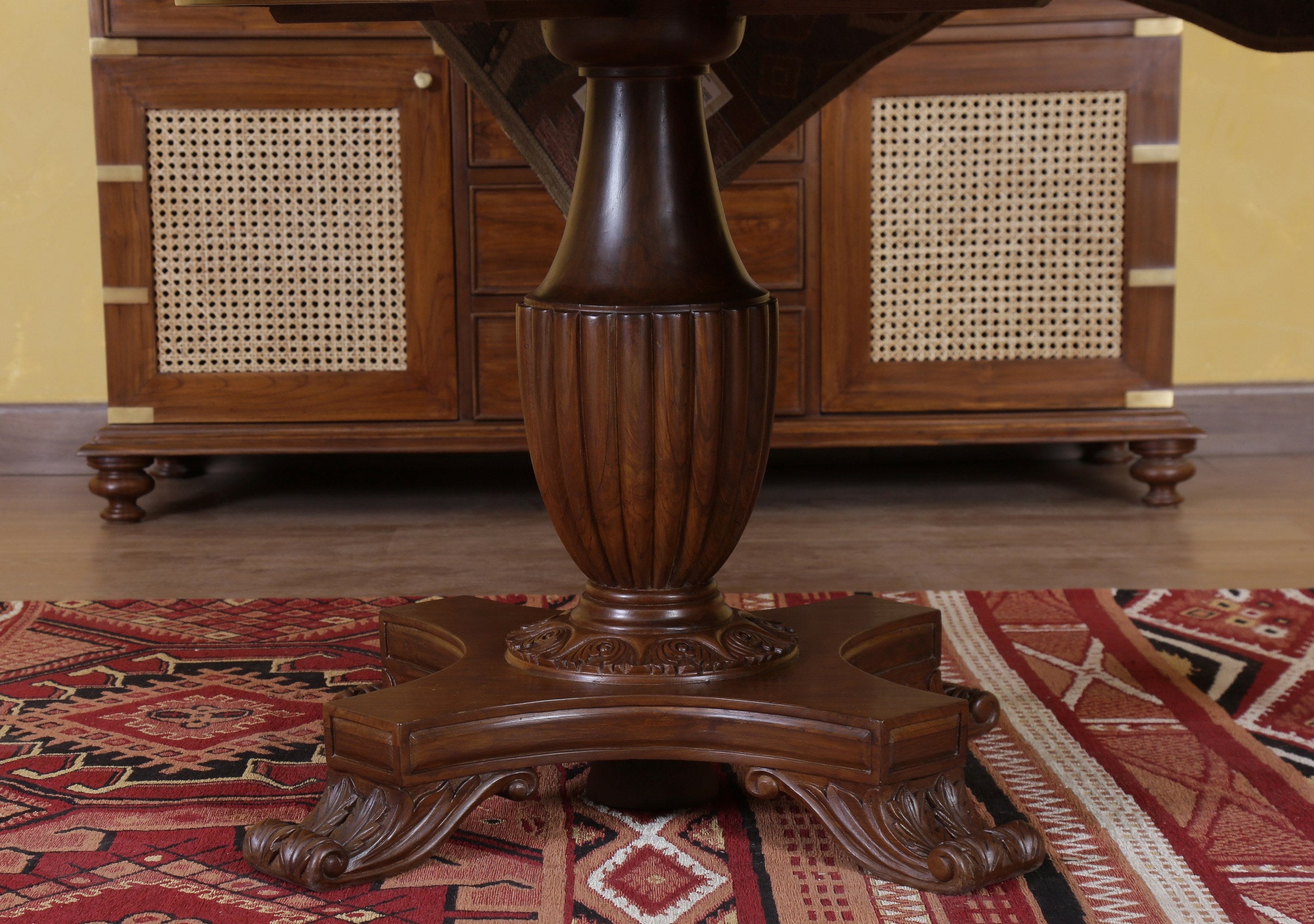 Noel Sunburst Dining Table Base