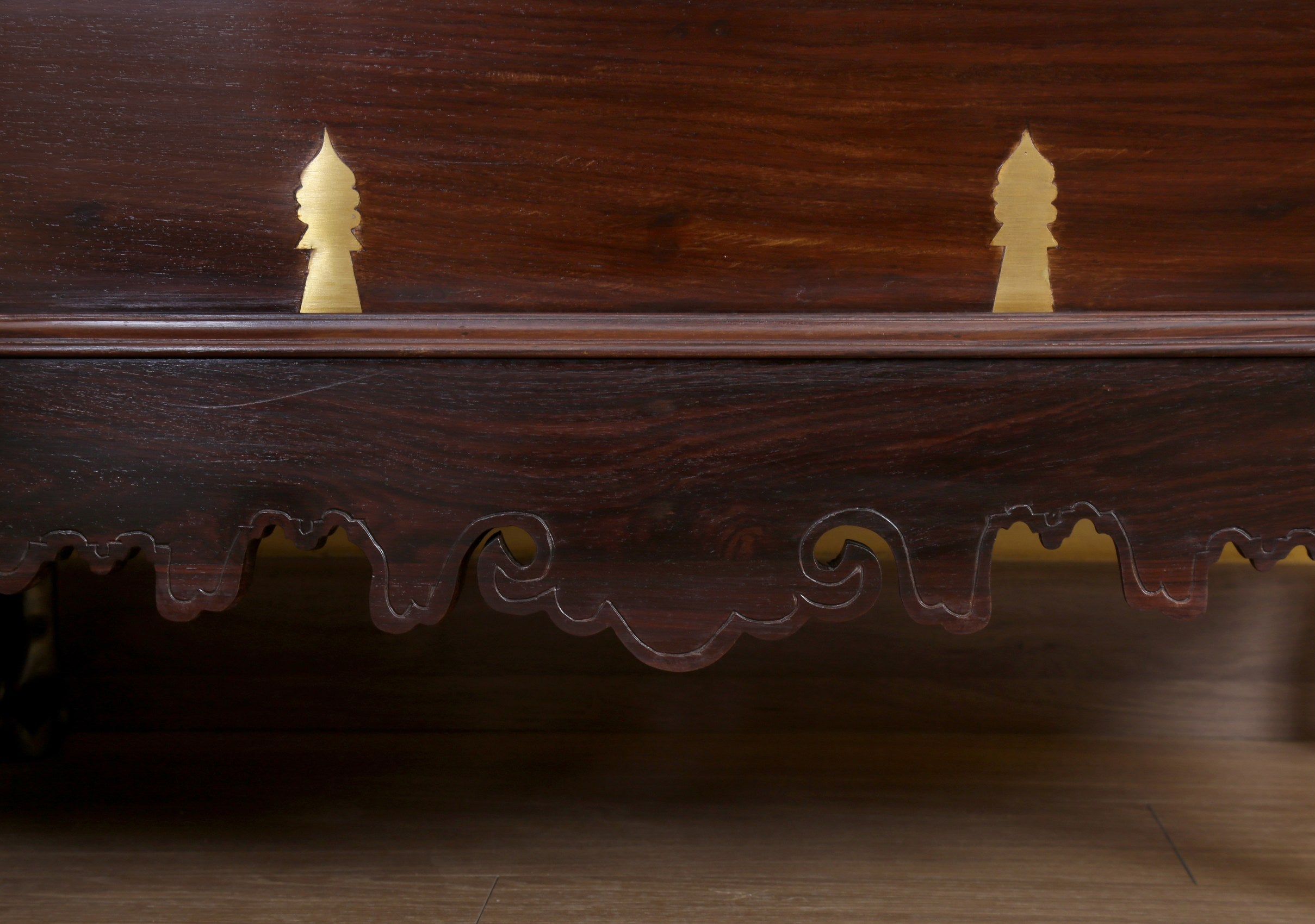 Beazley Chest