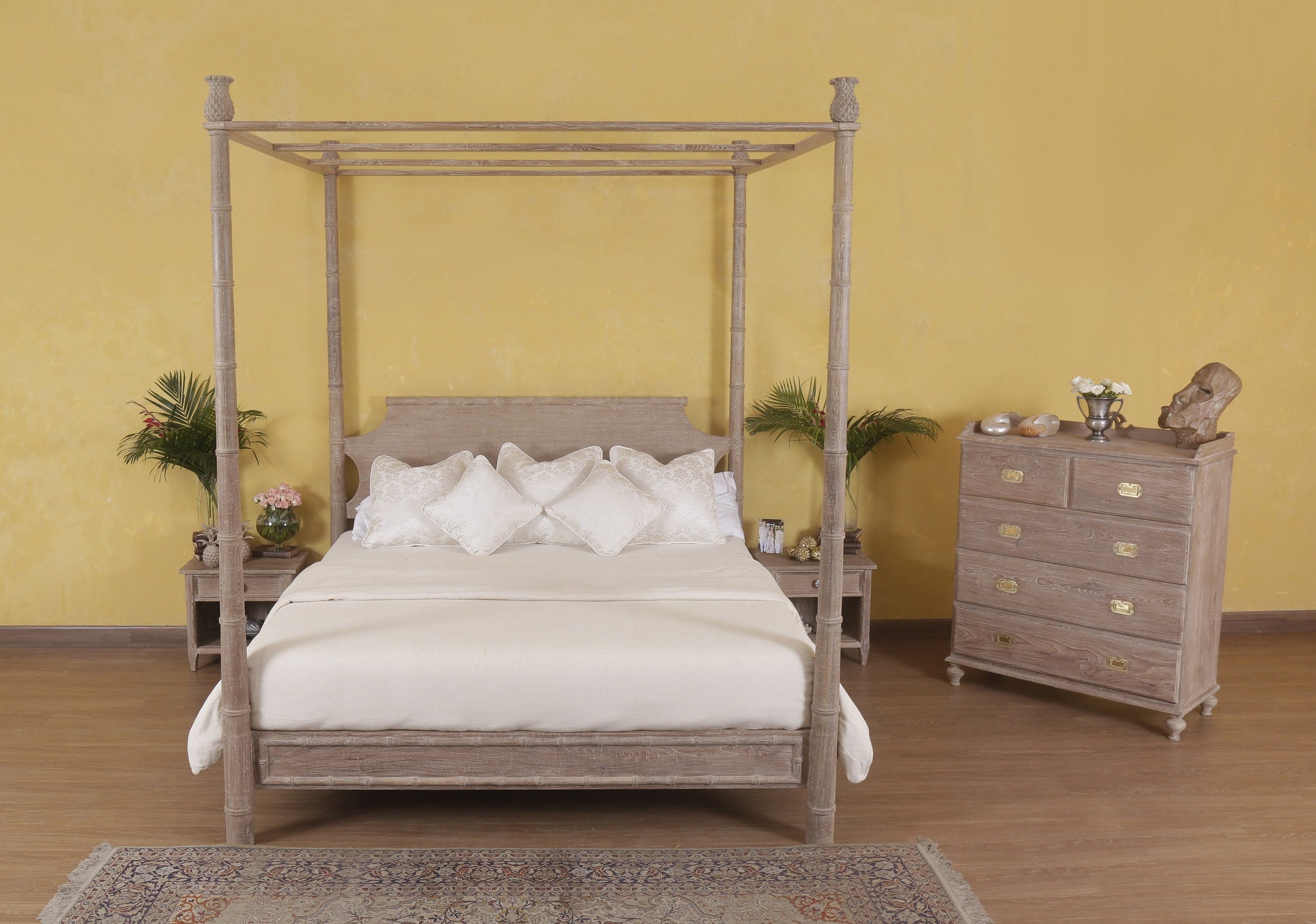 Evelyn Bedside Table