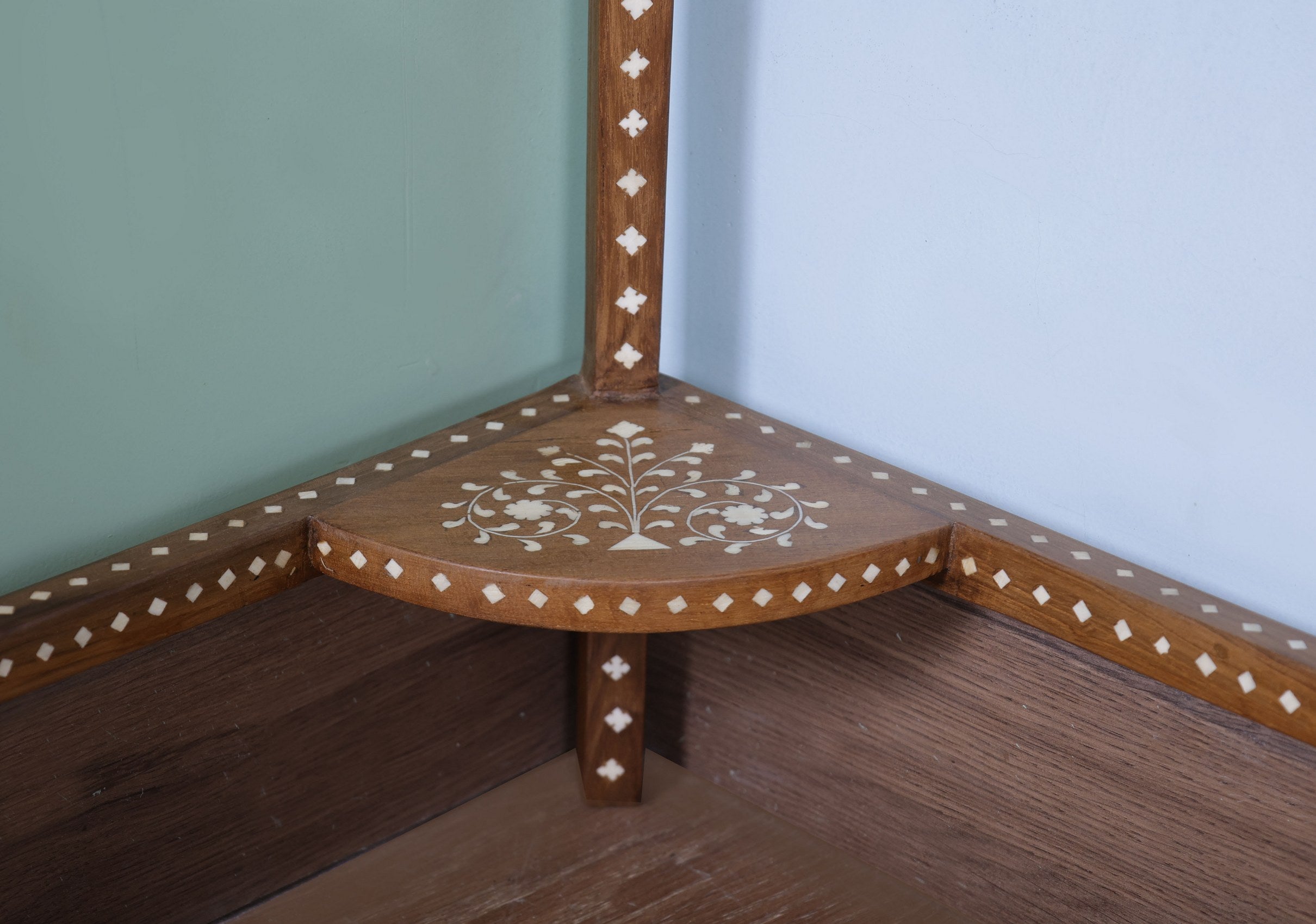 Pringel Console Table