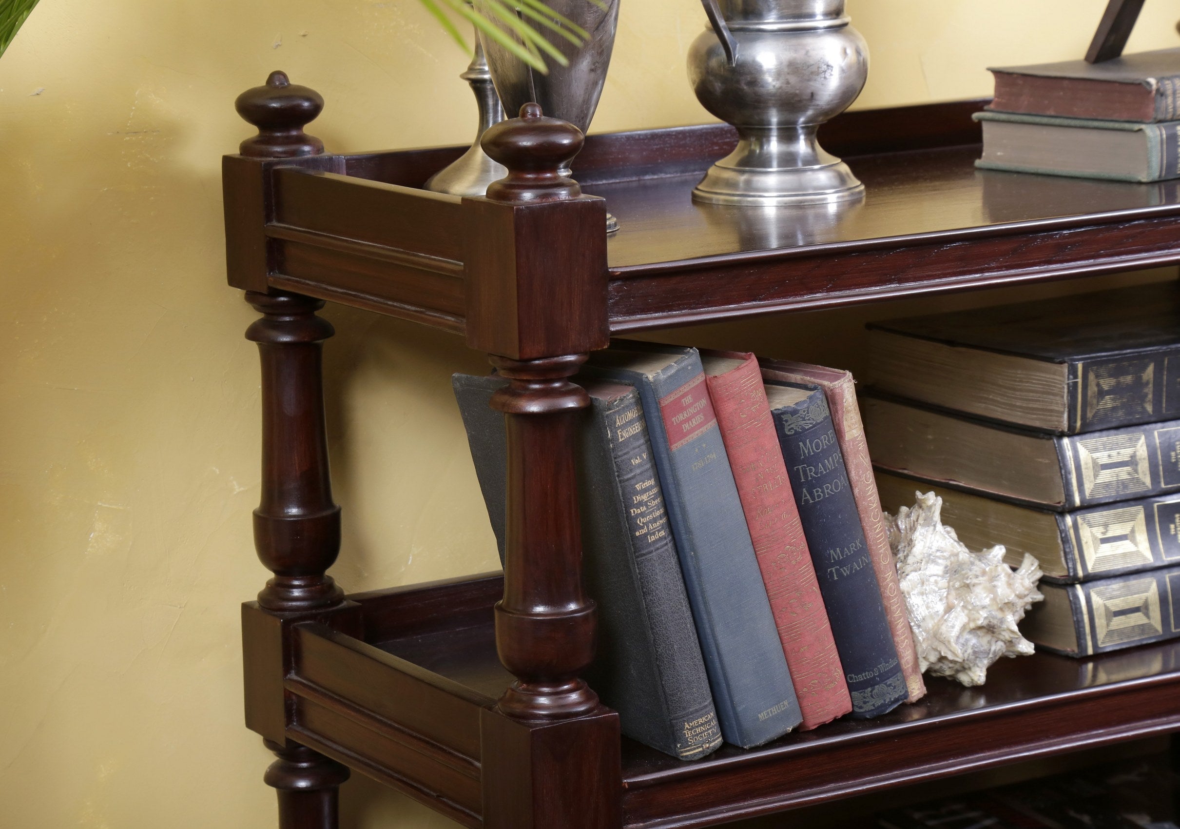 Sebastian Shelving Unit