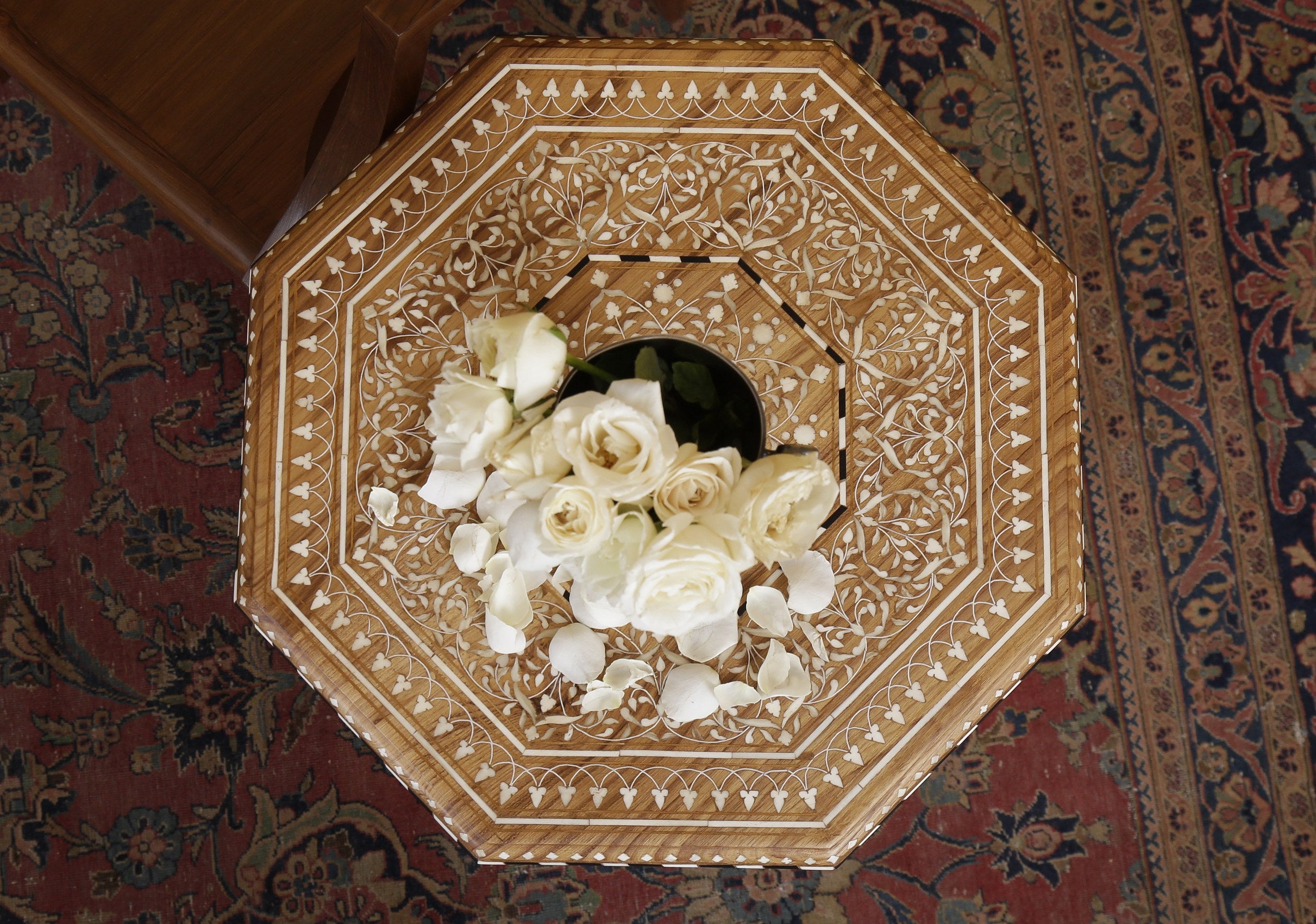 Leybourne Table