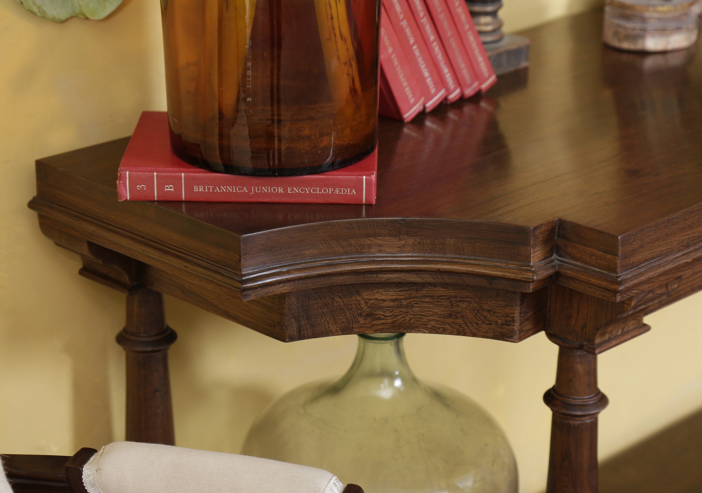 Rocastle Console Table