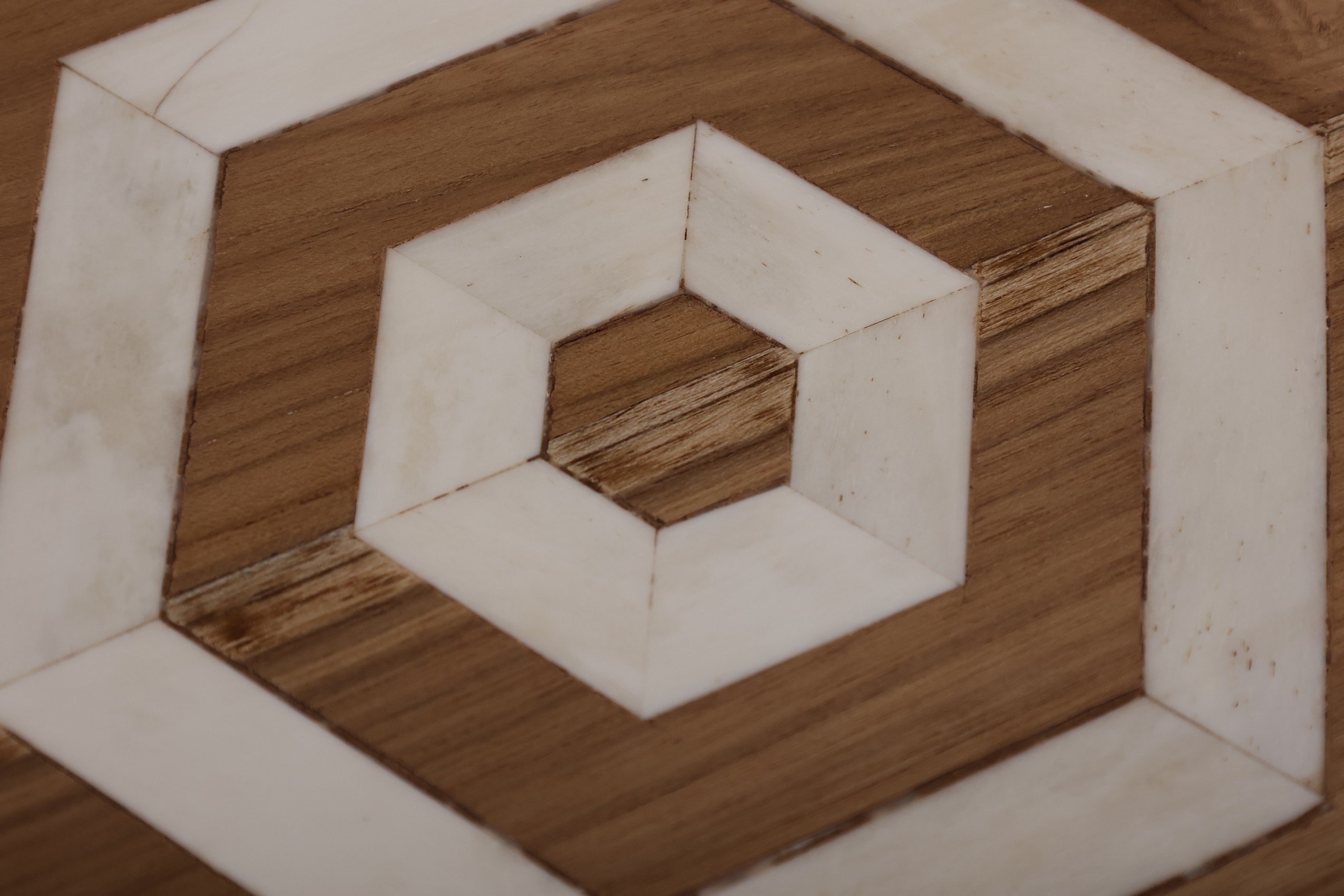 Finavon Hexagonal Table