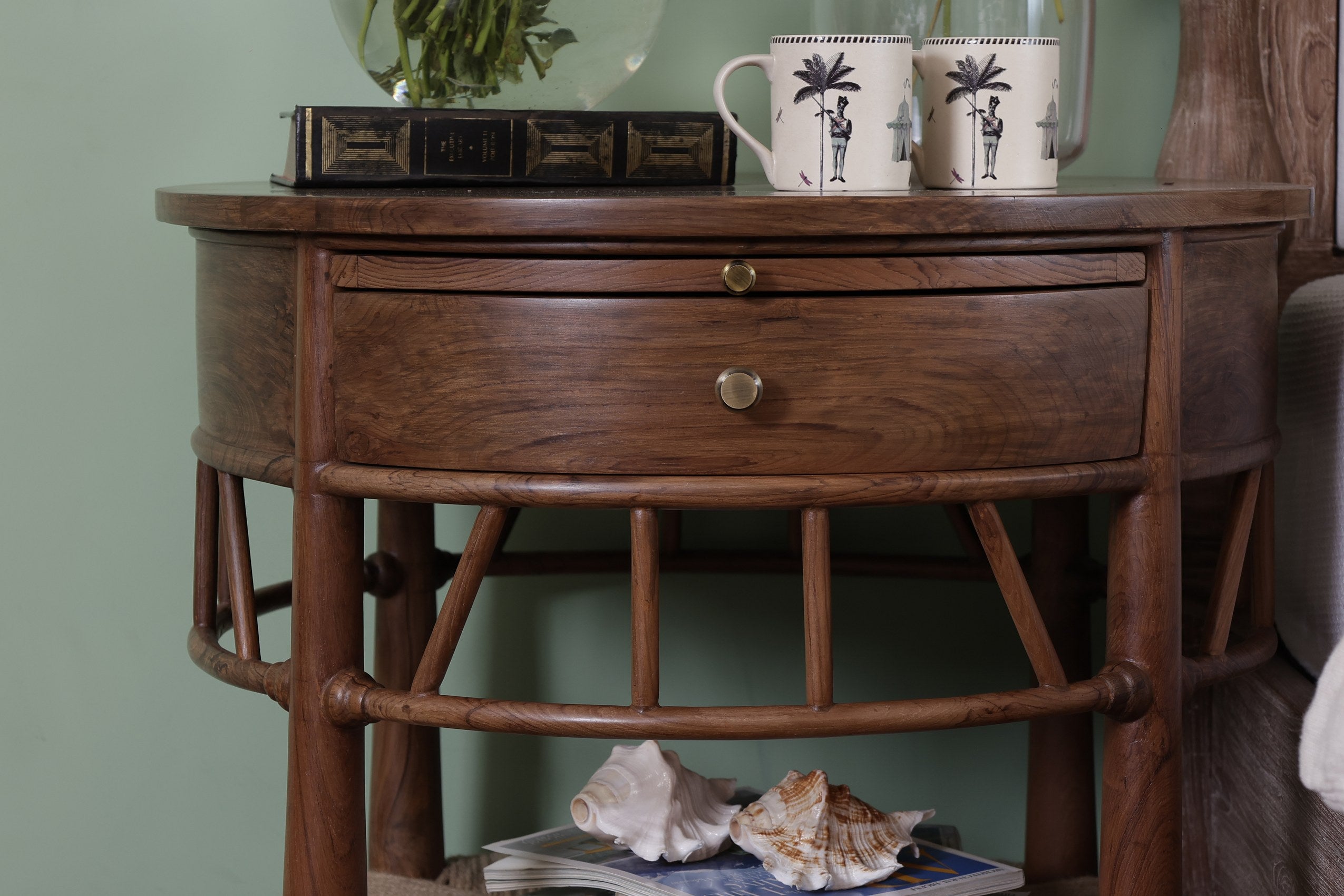 Rouncil Bedside Table