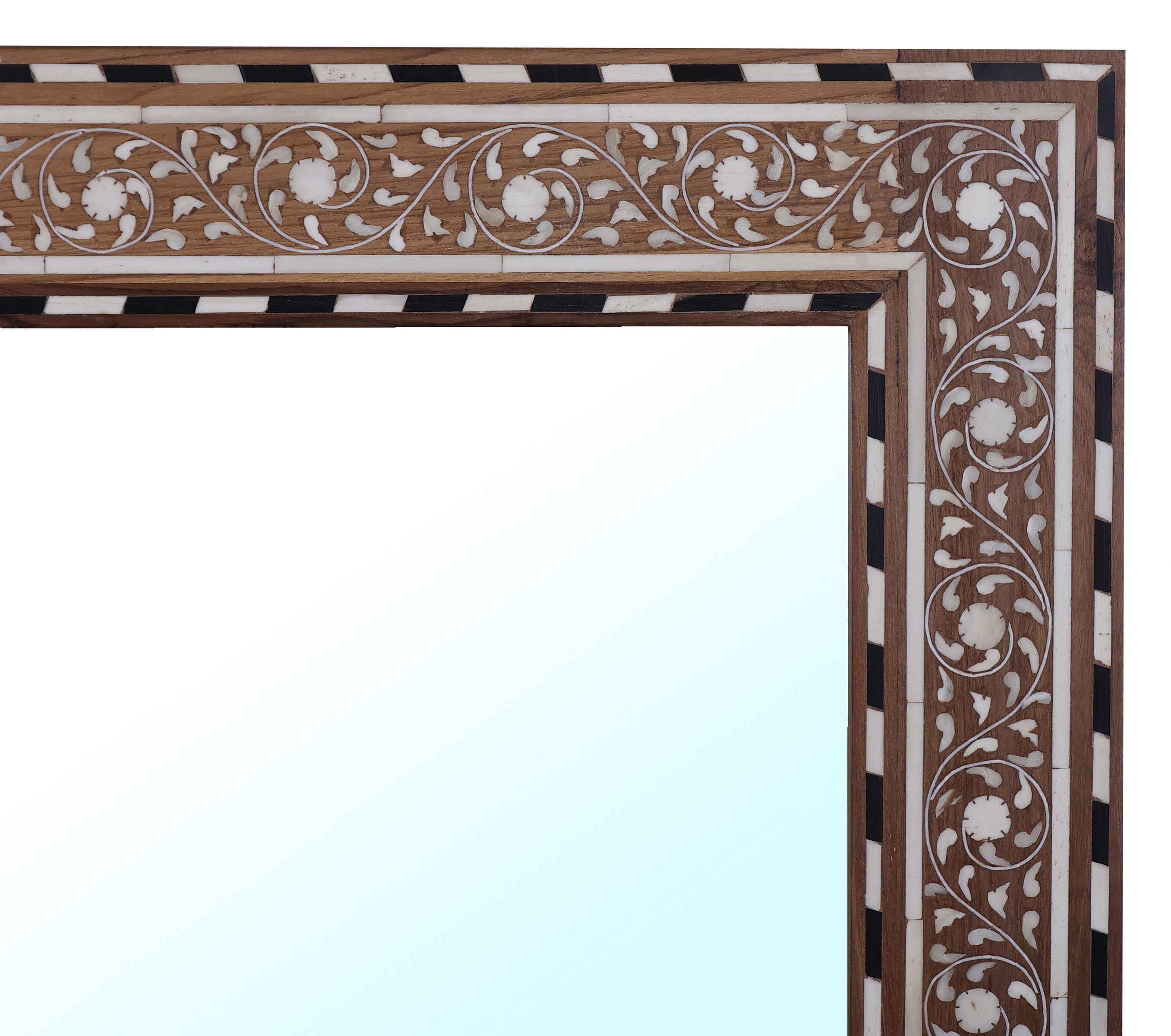 Polman Mirror Frame