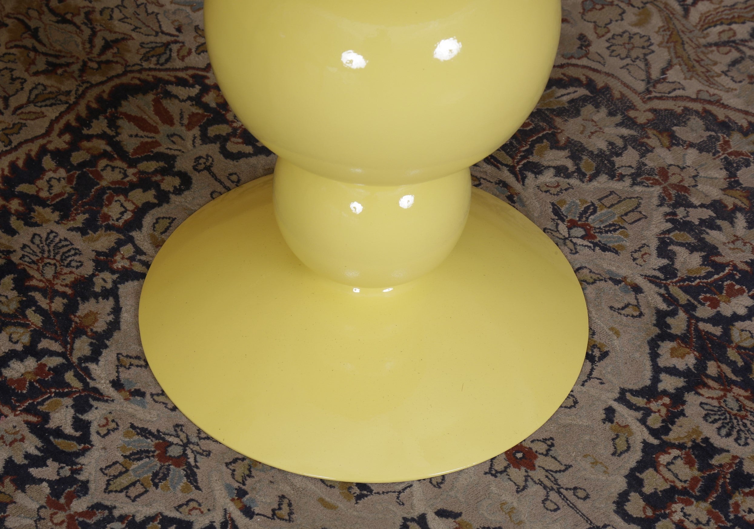 Beadon Table