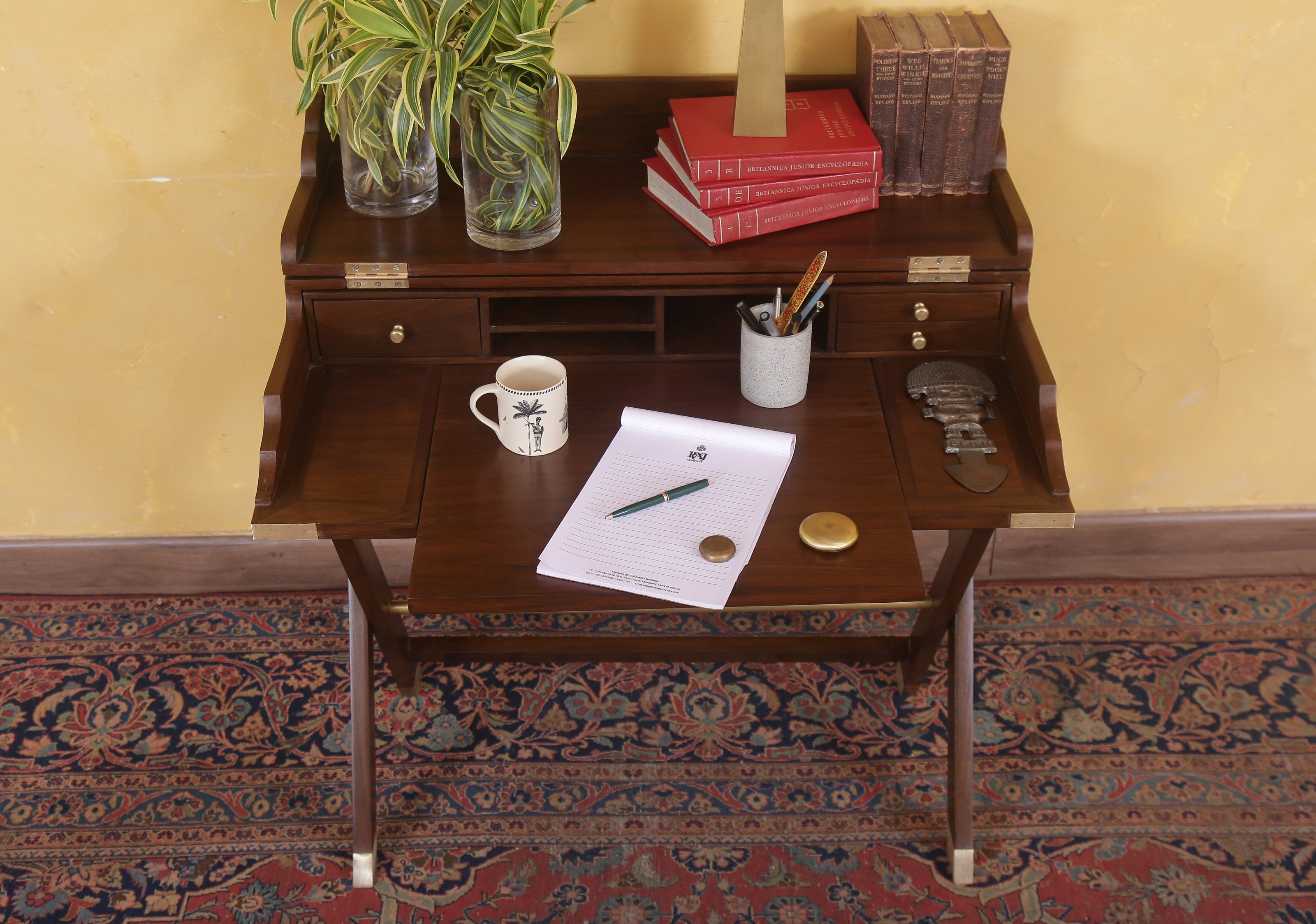 Rushden Desk
